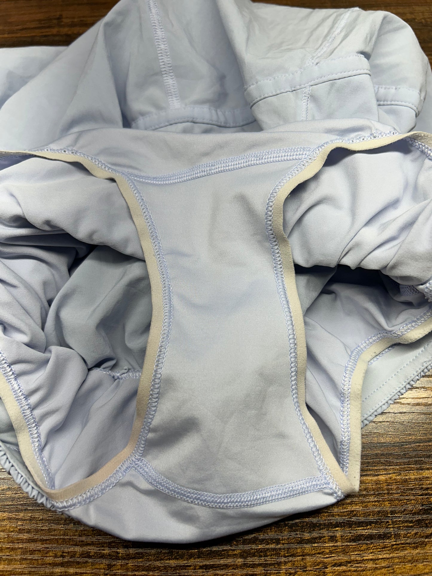 Lululemon Track That Mid-Rise Lined Short 5" Size 4 Blue Linen