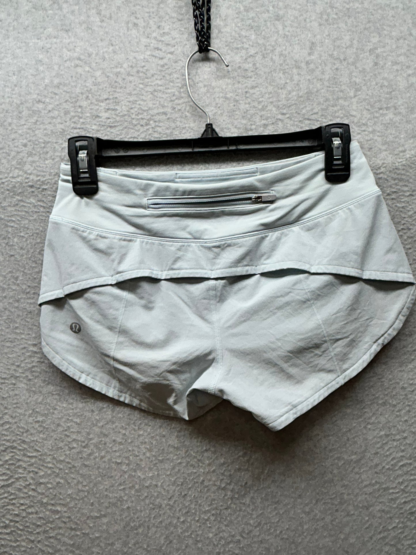 Lululemon Speed Up Short 2.5" Size 2 Blue Linen