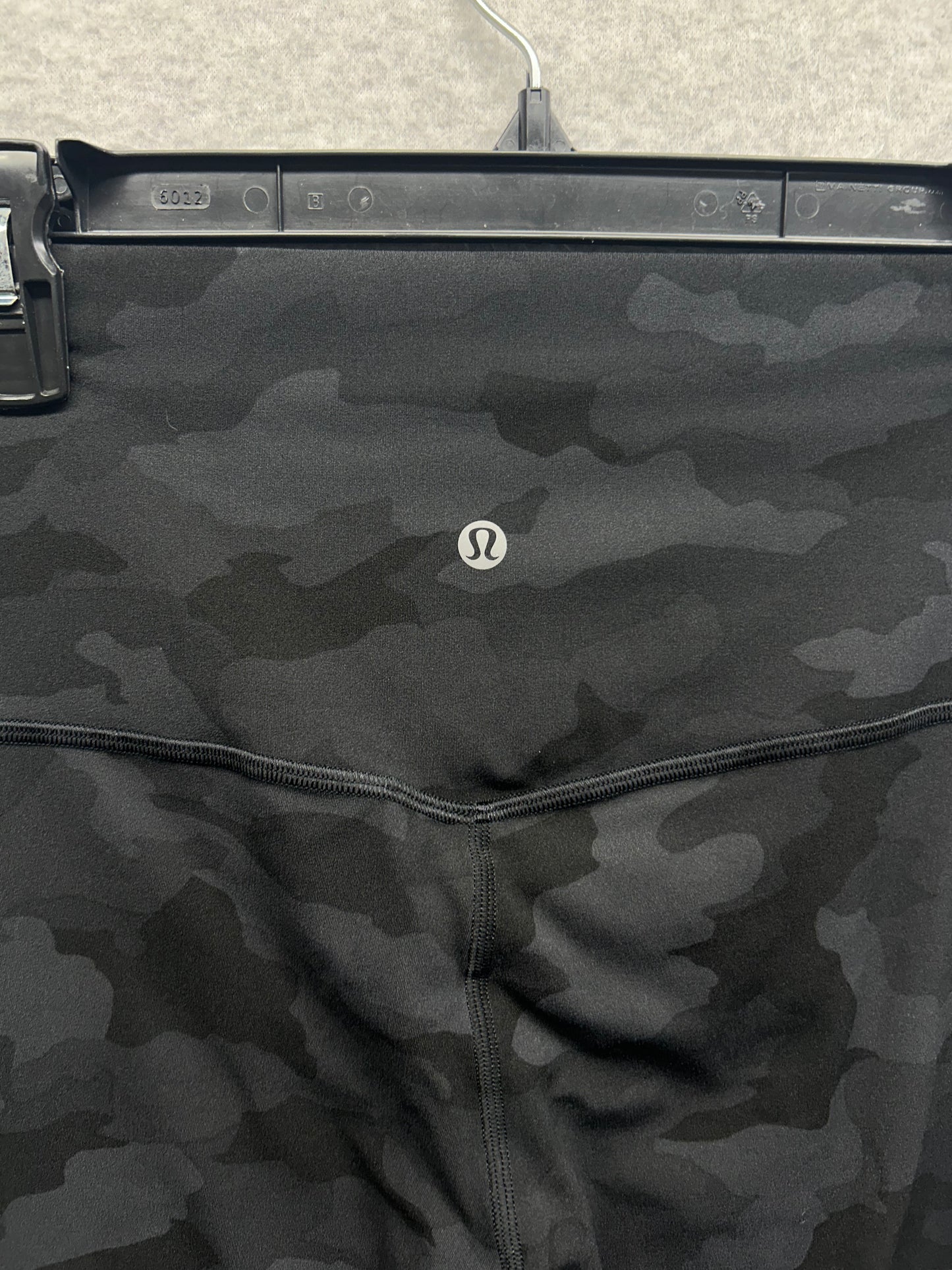 Lululemon Align High-Rise Crop 23" Size 12 (Square) Heritage 365 Camo Deep Coal Multi