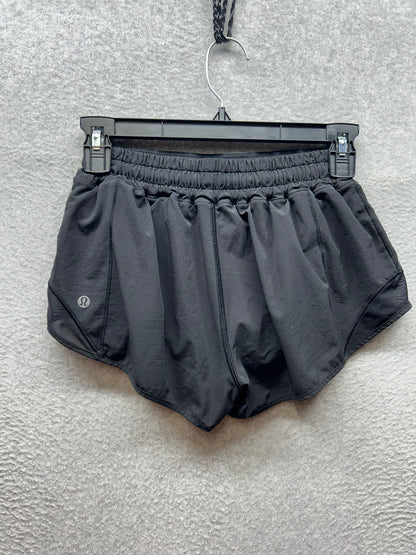 Lululemon Hotty Hot Short II 2.5" Size 4 Black