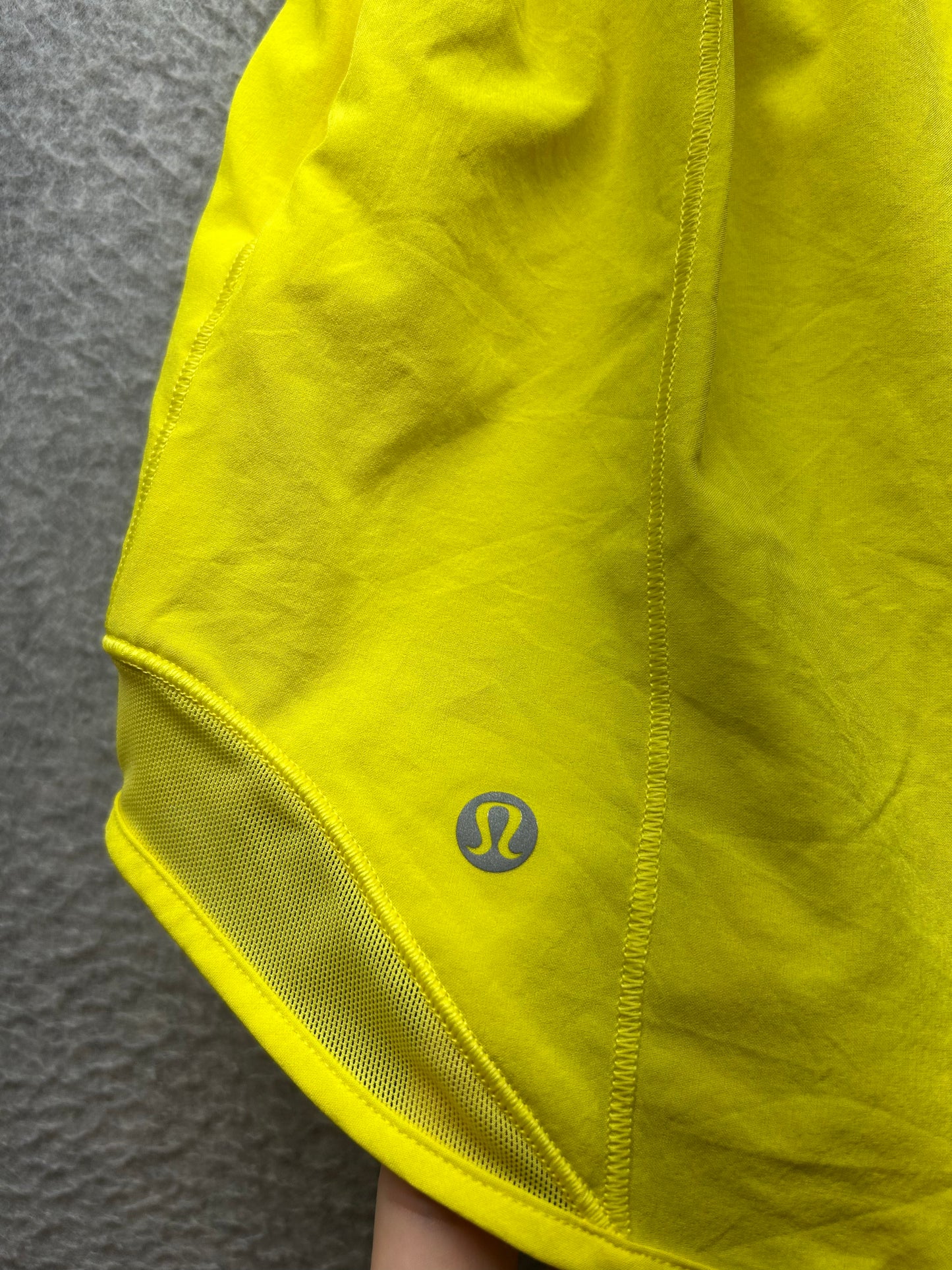 Lululemon Hotty Hot High-Rise Lined Short 4" Size 6 Sonic Yellow