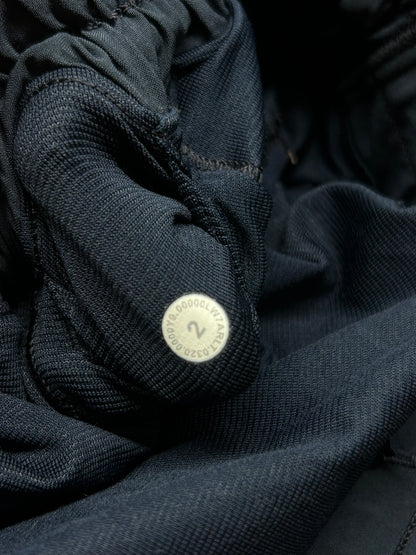 Lululemon Hotty Hot Short II 4" Size 2 True Navy