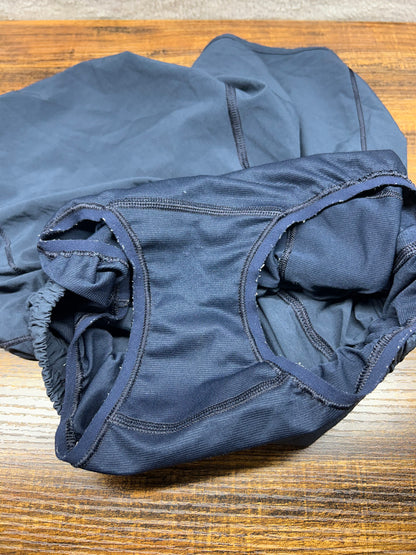 Lululemon Hotty Hot Short II 4" Size 2 True Navy