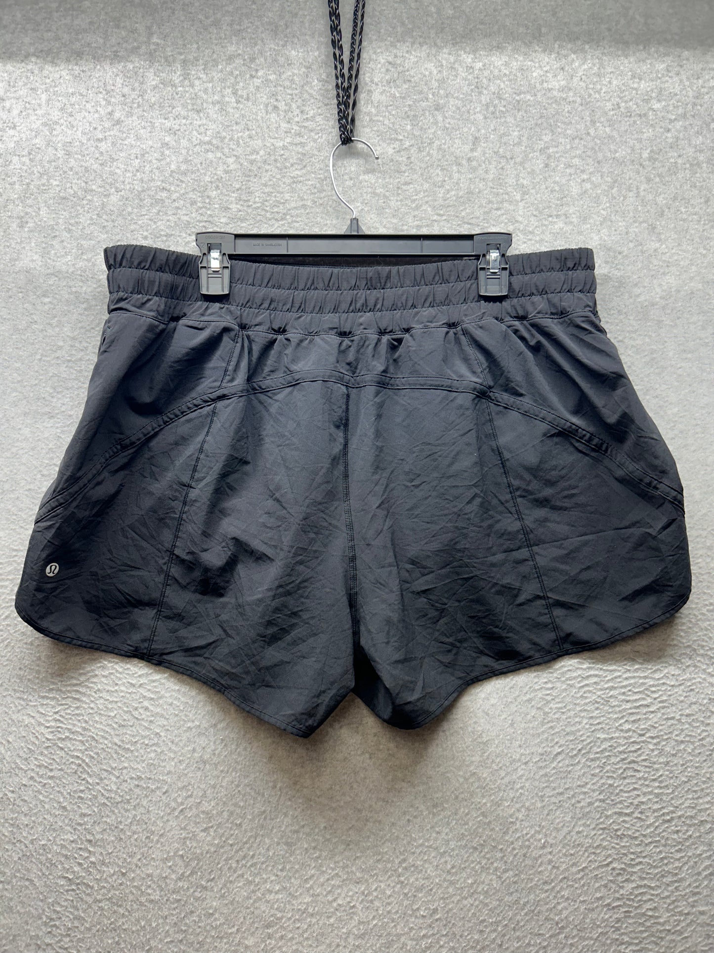 Lululemon Track That Short 5" Size 18 Black