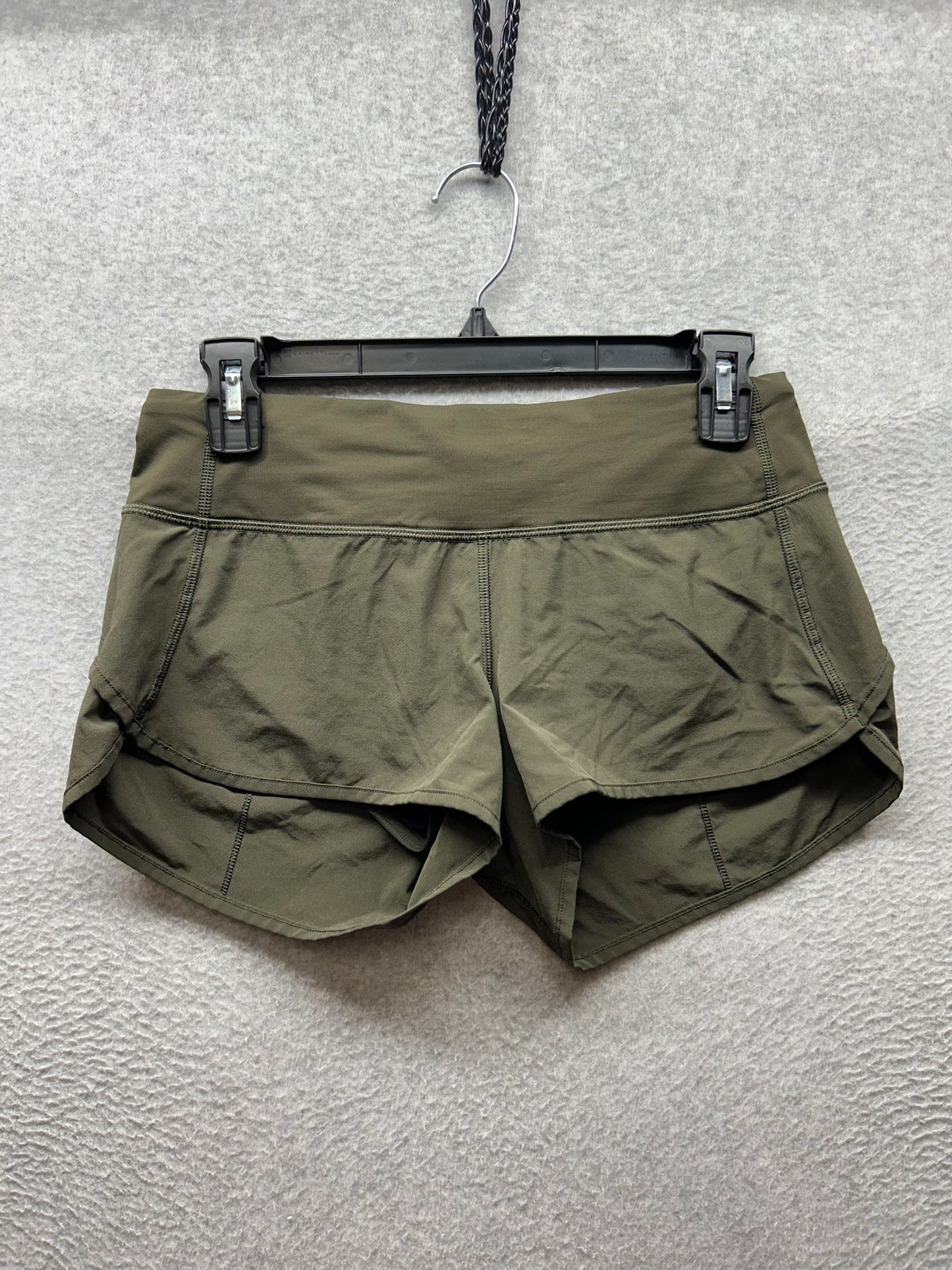 Lululemon Speed Short 2.5" Size 4 Dark Olive