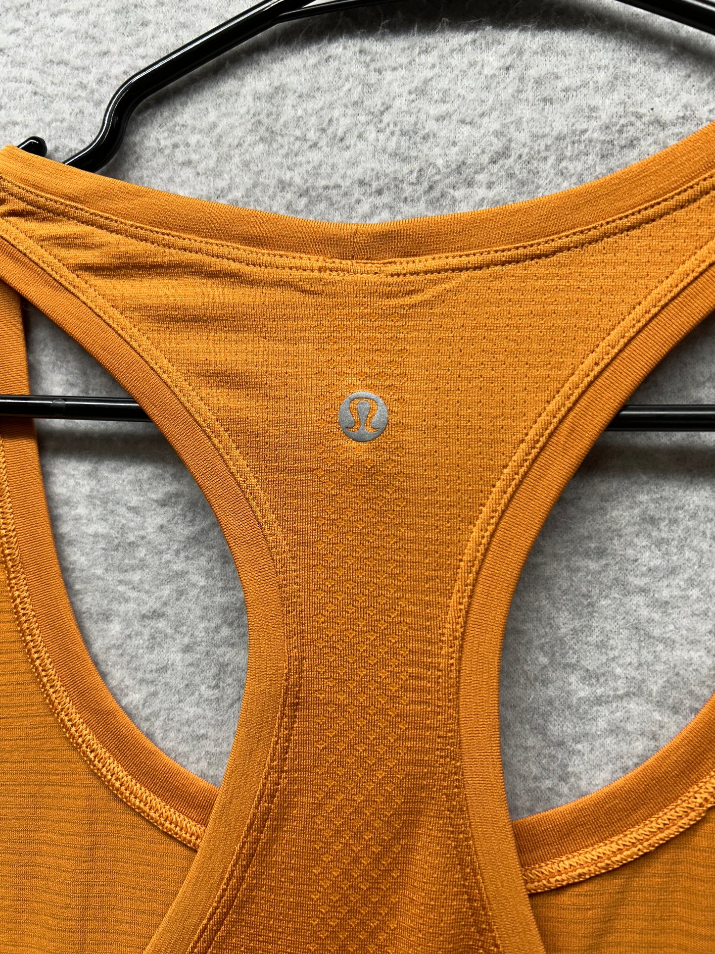 Lululemon Swiftly Tech Racerback Tank Top 2.0 Size 12 Autumn Orange / Autumn Orange