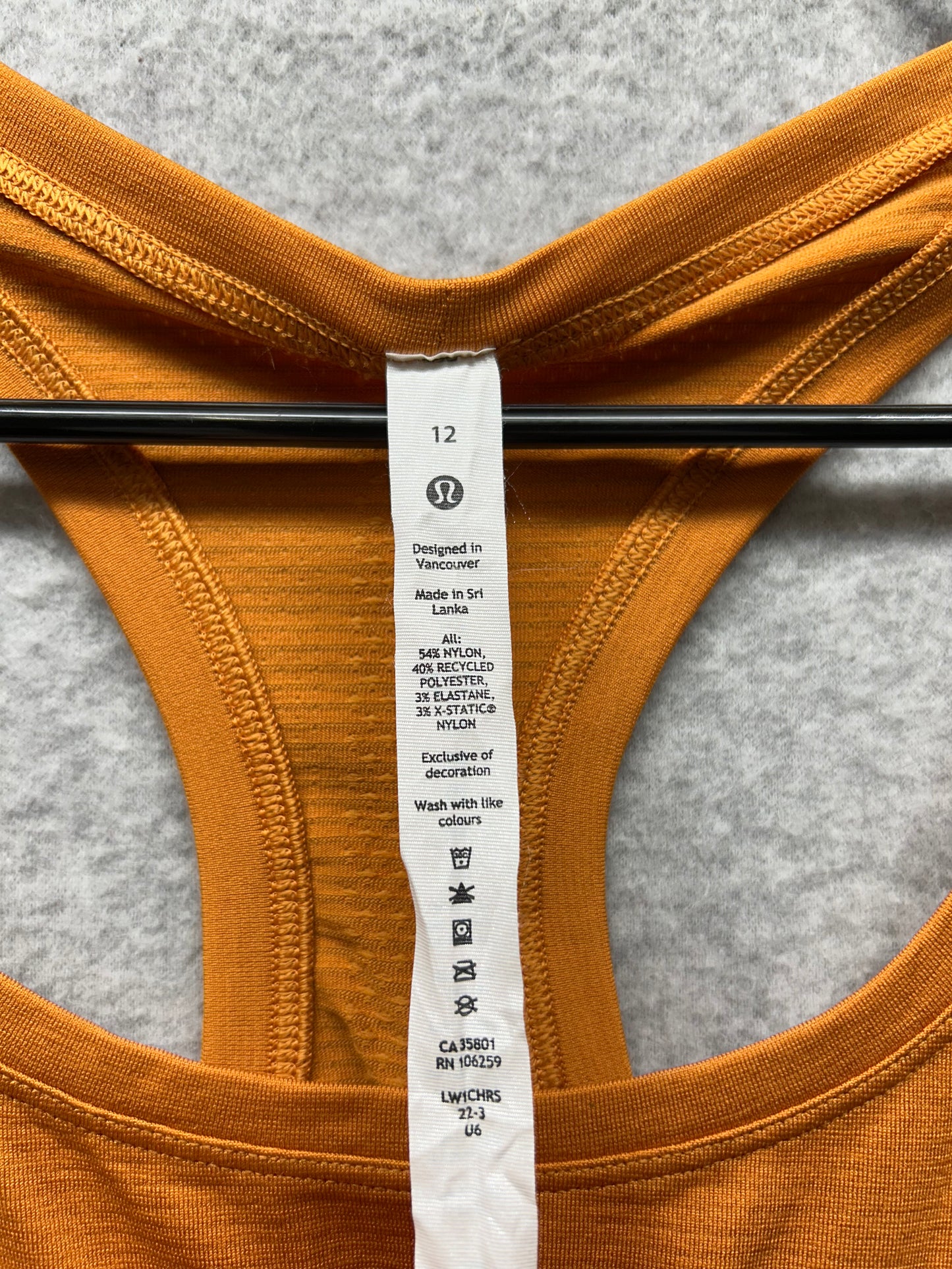 Lululemon Swiftly Tech Racerback Tank Top 2.0 Size 12 Autumn Orange / Autumn Orange