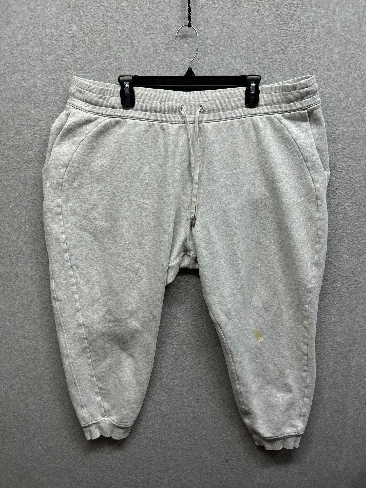 FLAWED  Lululemon Scuba High-Rise Jogger Fleece 28" Size 20 Heathered Core Ultra Light Grey