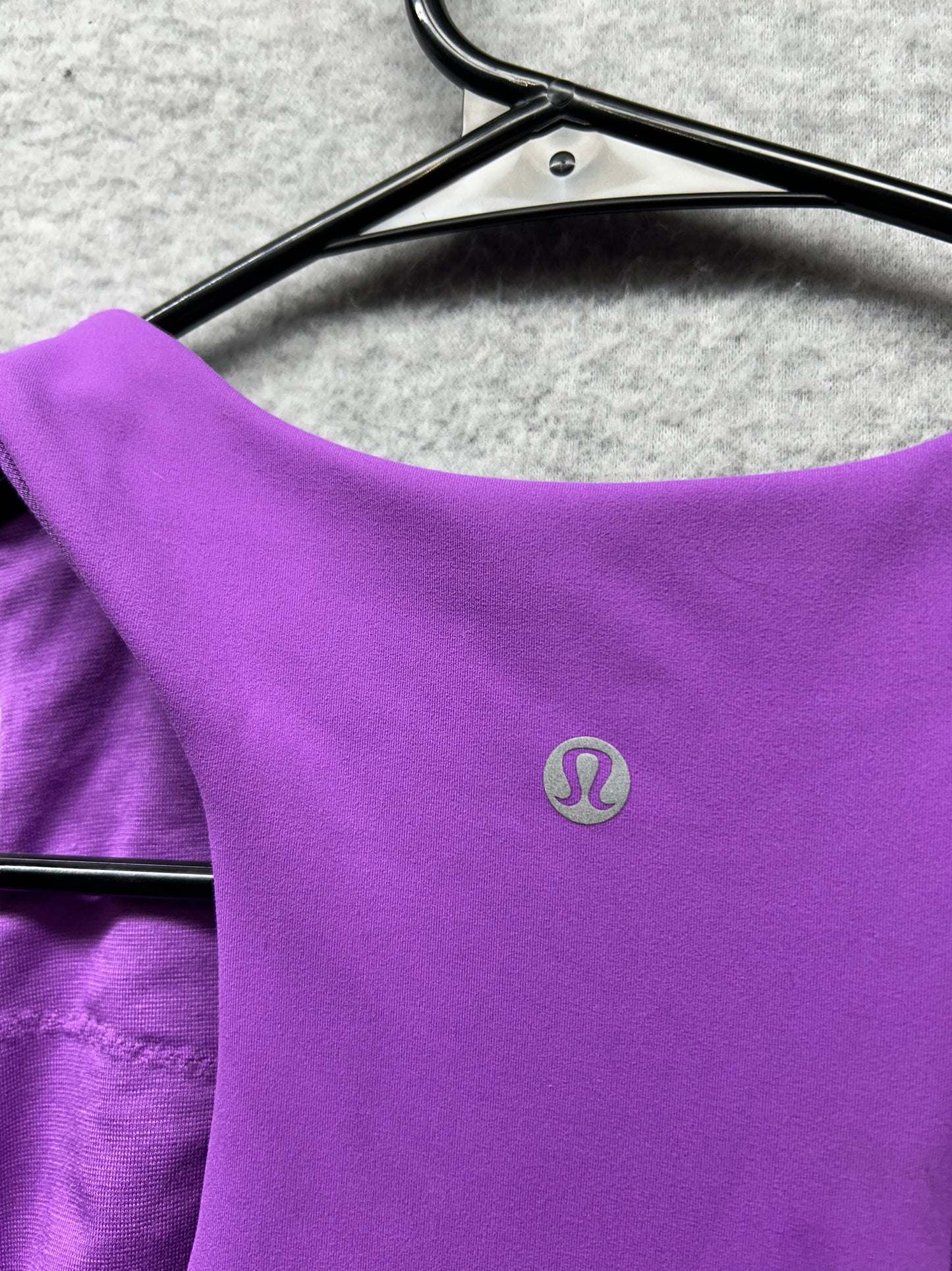 Lululemon Invigorate Training Tank Top Size 0 Moonlit Magenta