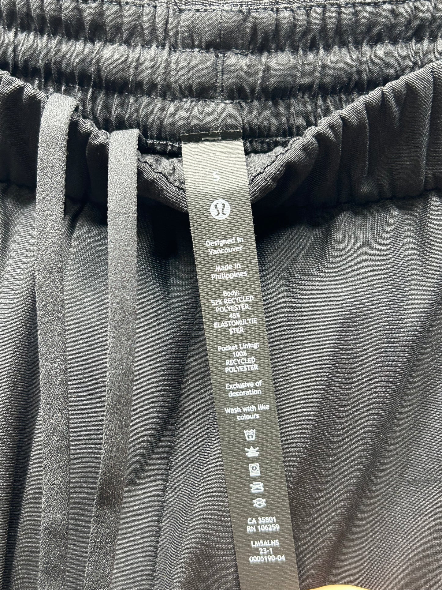 Lululemon ABC Pull-On Pant Mens Size Small Black