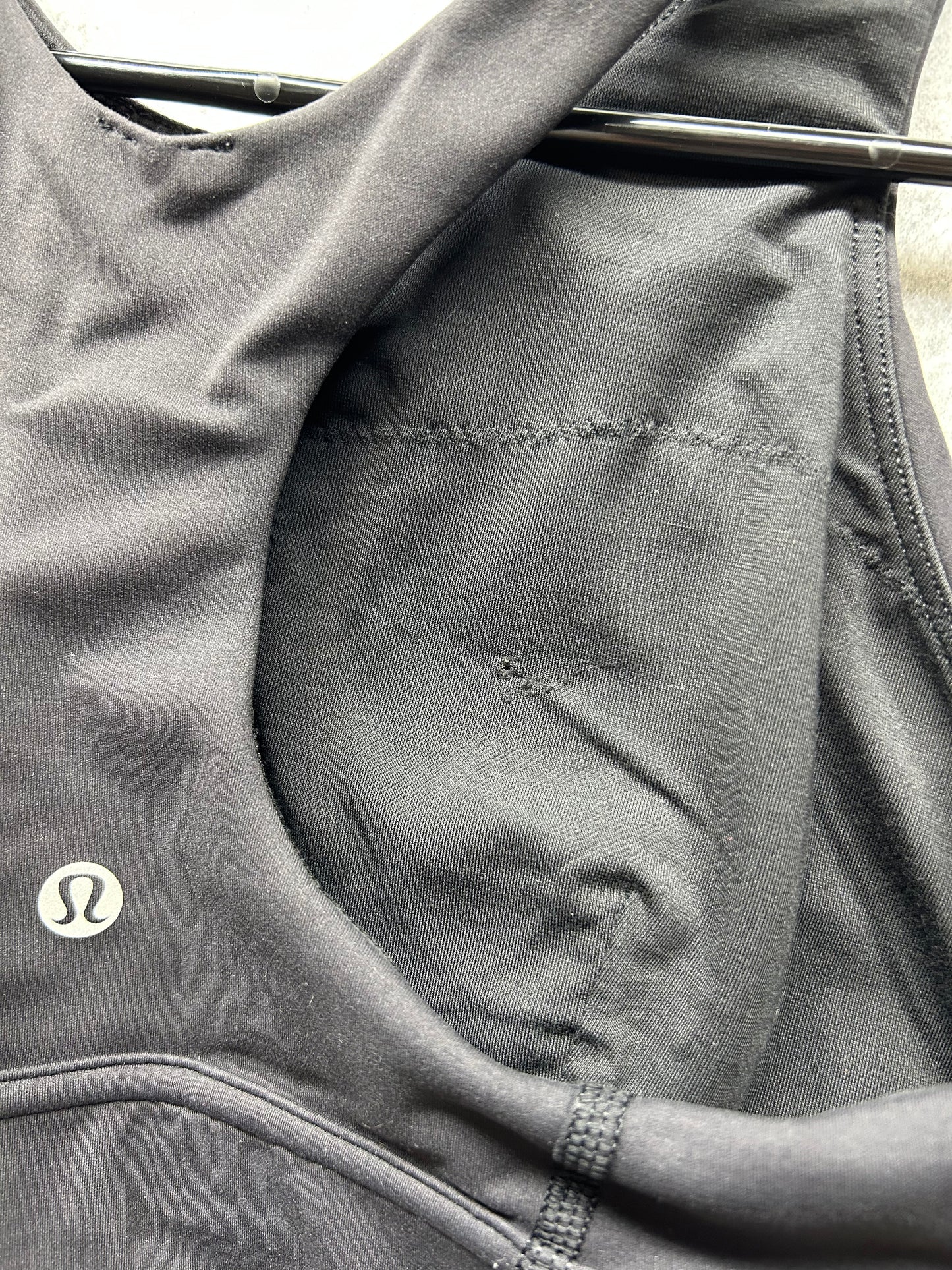 Lululemon Wunder Train Long-Line Bra Size 8 Medium Support C/D Cups Black