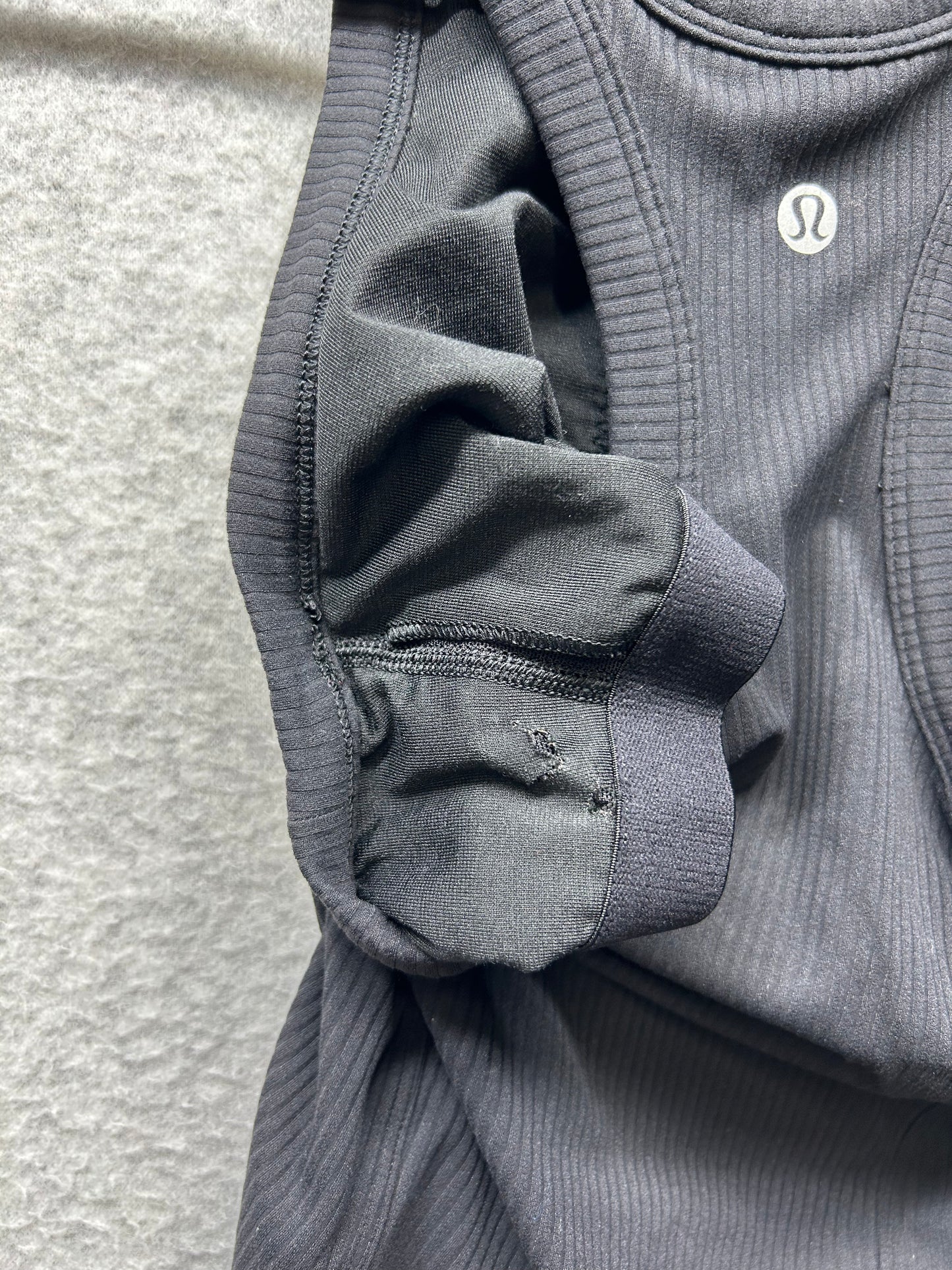 Lululemon Ribbed Nulu Racerback Yoga Tank Top Size 4 Black