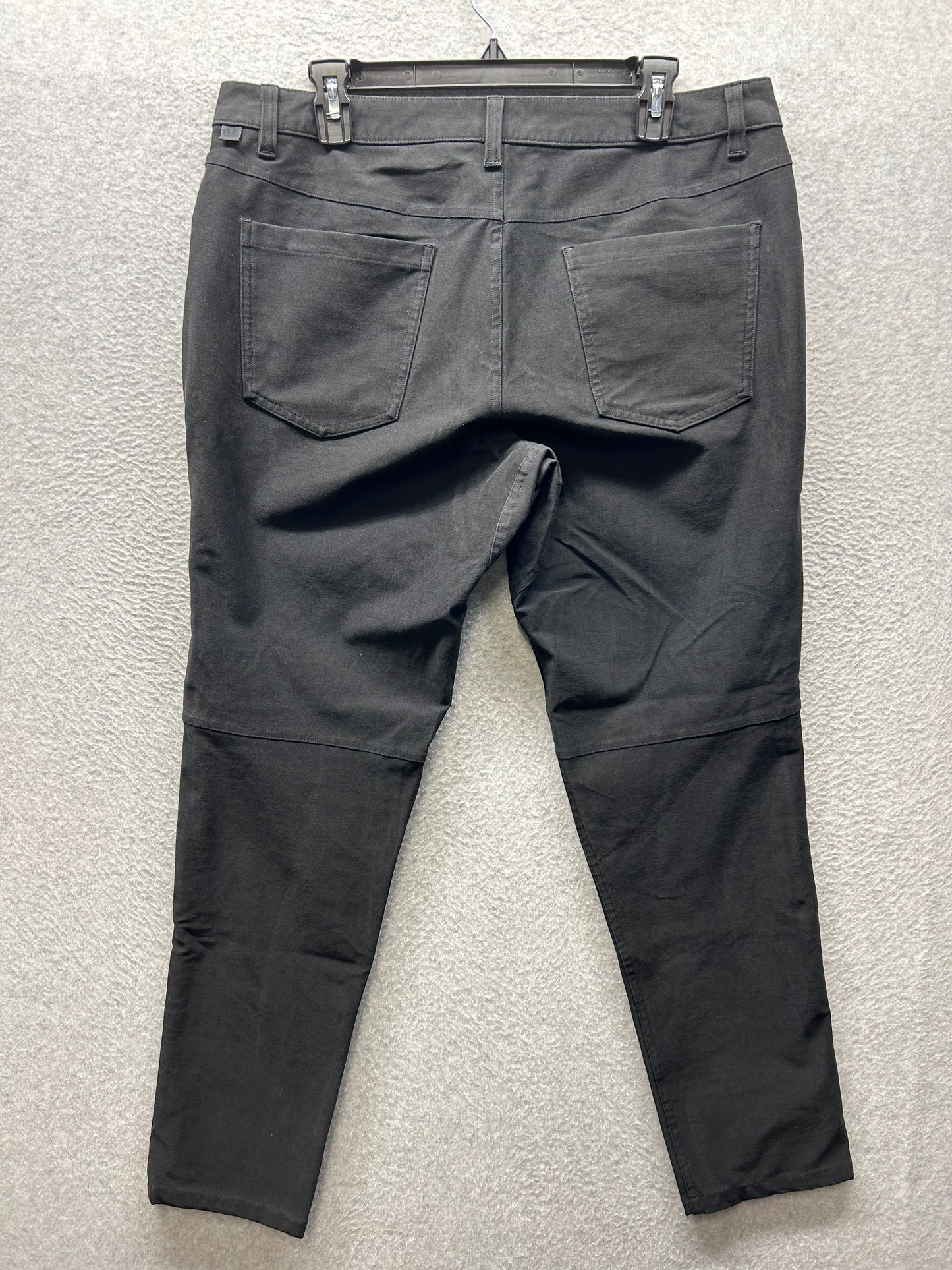 Lululemon ABC Pant Slim Utilitech Mens Size 34x30 Black