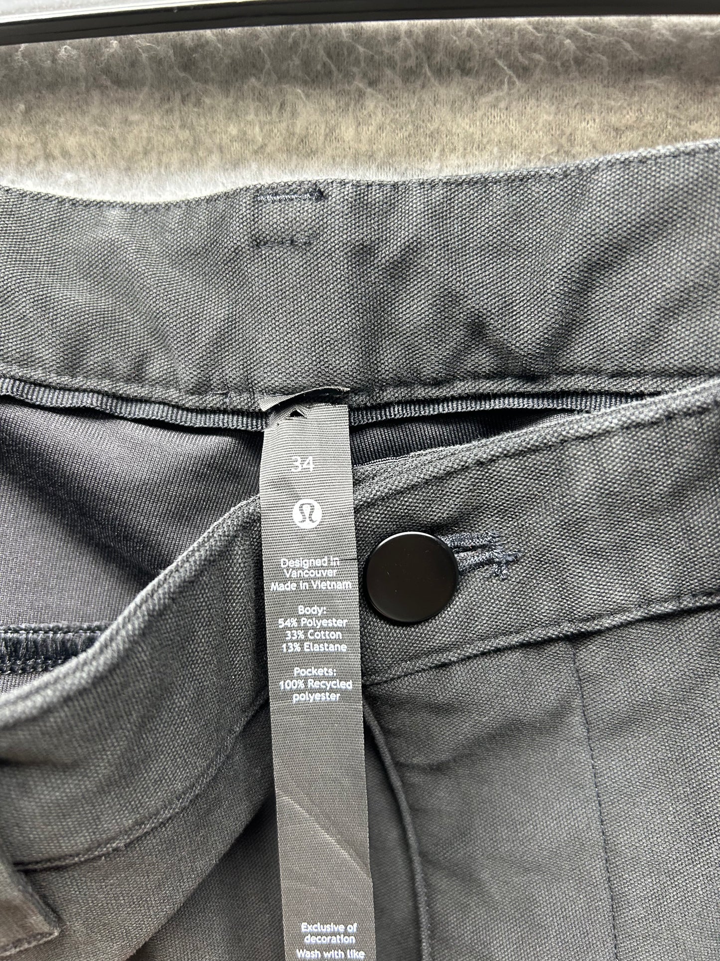 Lululemon ABC Pant Slim Utilitech Mens Size 34x30 Black