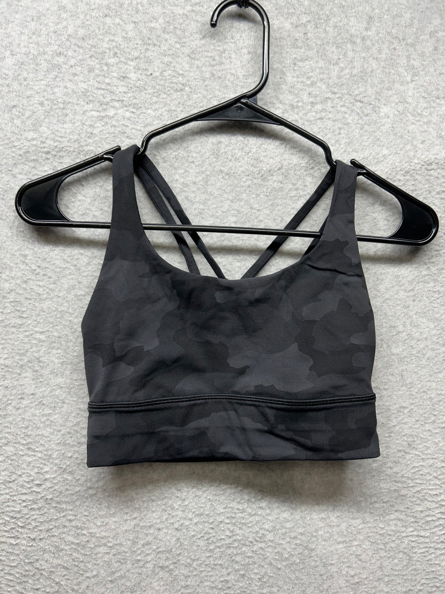 Lululemon Energy Bra Long Line Size 4 Heritage 365 Camo Deep Coal Multi