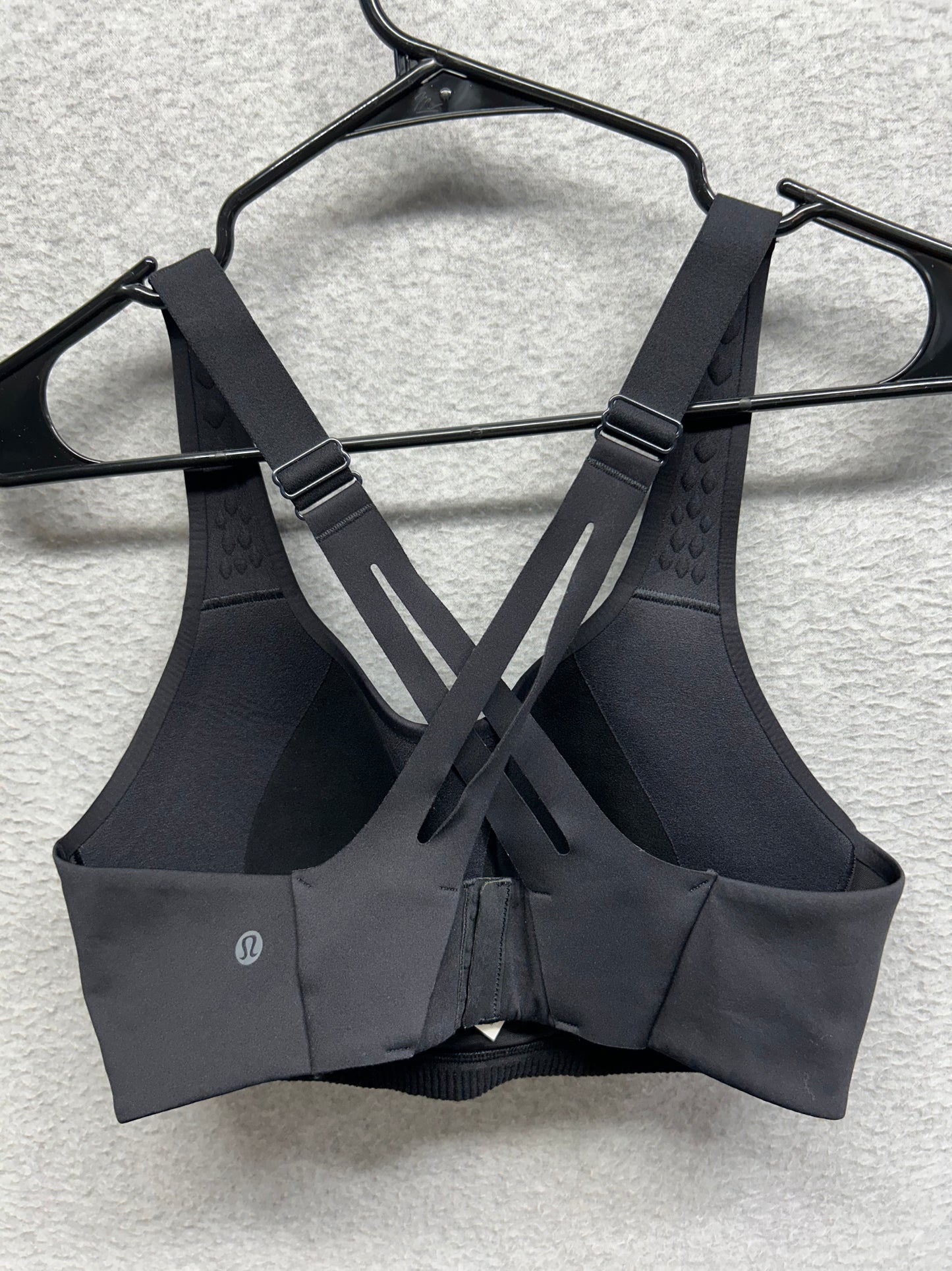 Lululemon AirSupport Bra Size 36C Black