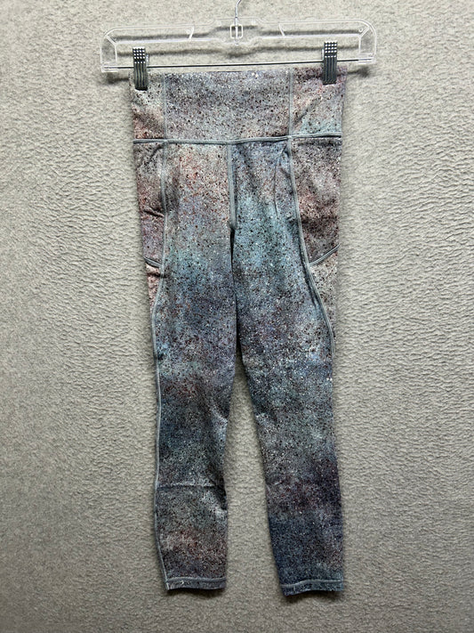 Lululemon Final Lap Crop 23" Size 2 Summer Haze Multi