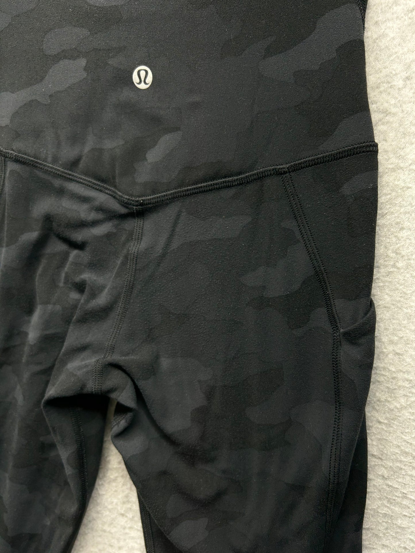 Lululemon Align High Rise Pant with Pockets 25" Size 2 Heritage 365 Camo Deep Coal Multi