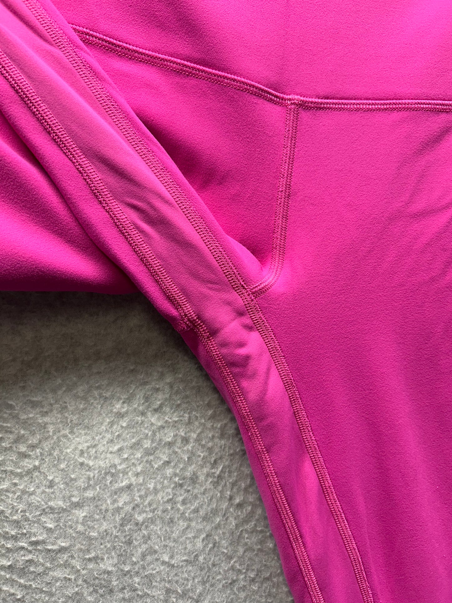 Lululemon Align High-Rise Pant 25" Size 4 Sonic Pink