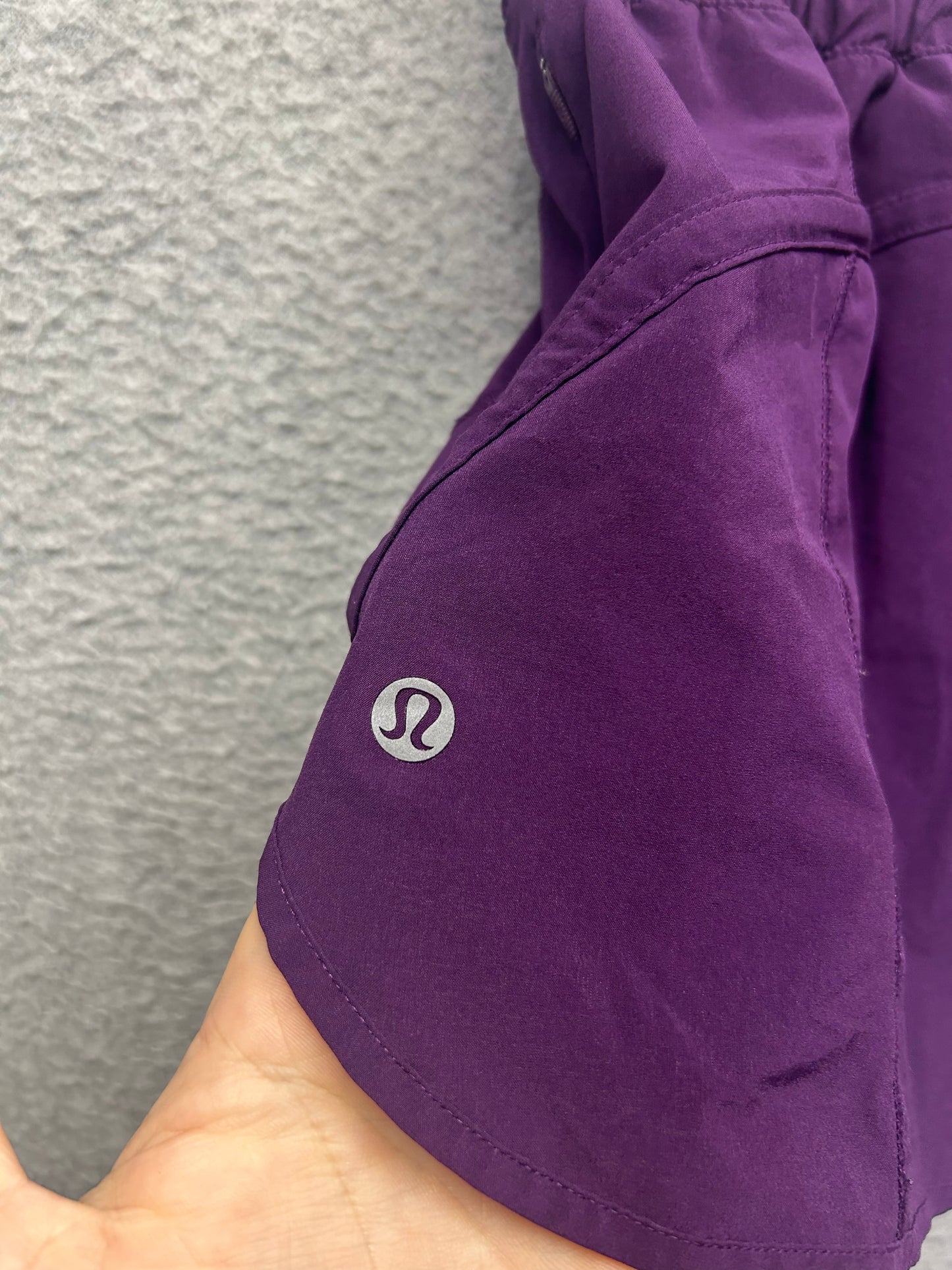 Lululemon Track That High-Rise Lined Short 3" Size 2 (Square) Dramatic Magenta
