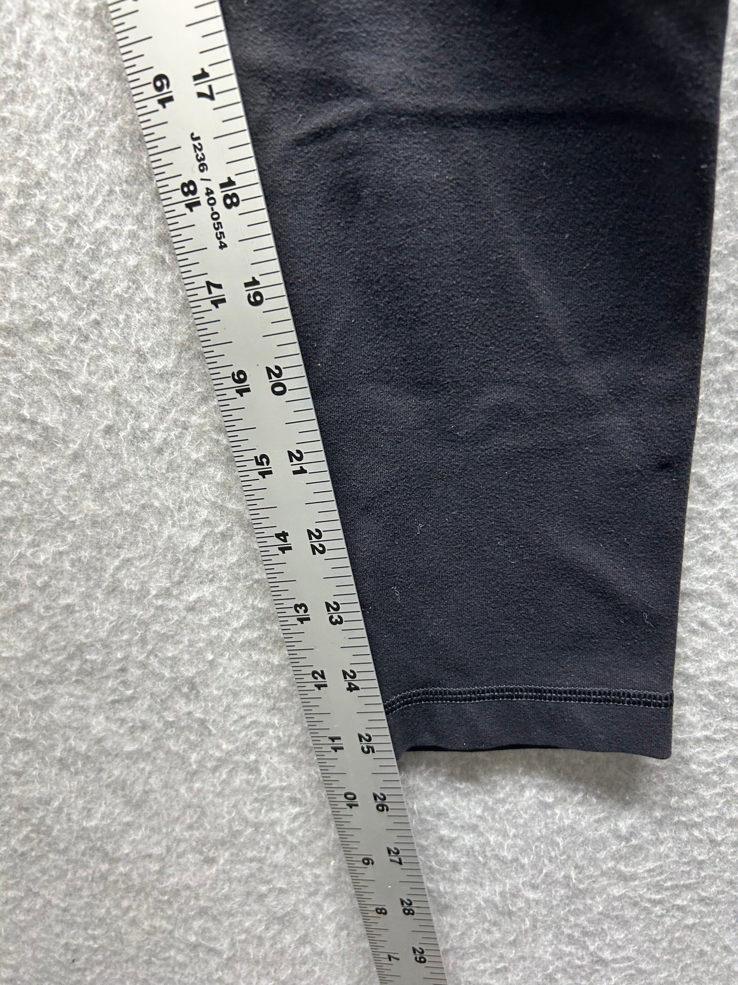 Lululemon Wunder Under High-Rise 7/8 Tight Full-On Luon 25" Size 4 Black