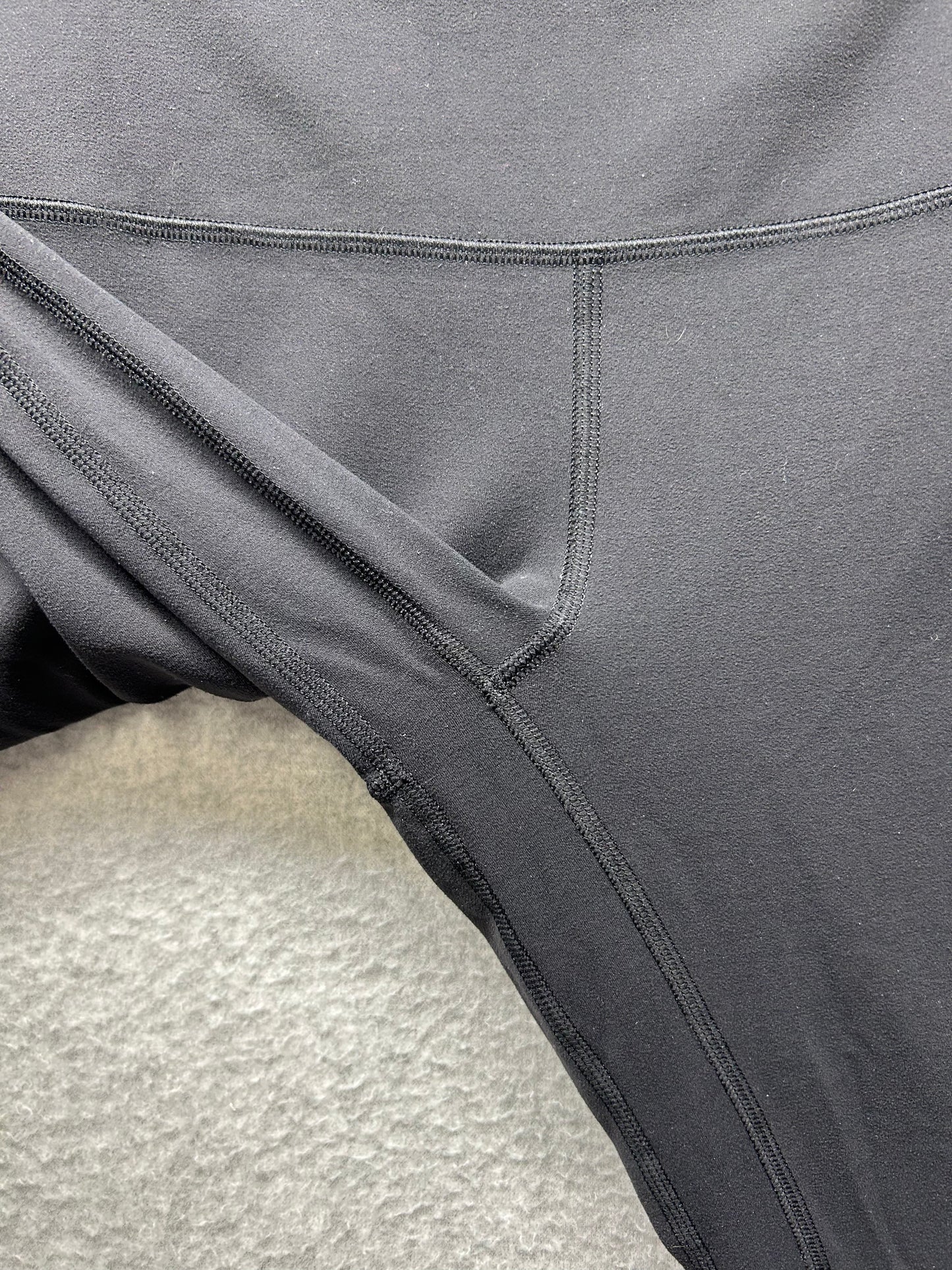 Lululemon Align Pant Full Length 28" Size 4 Black