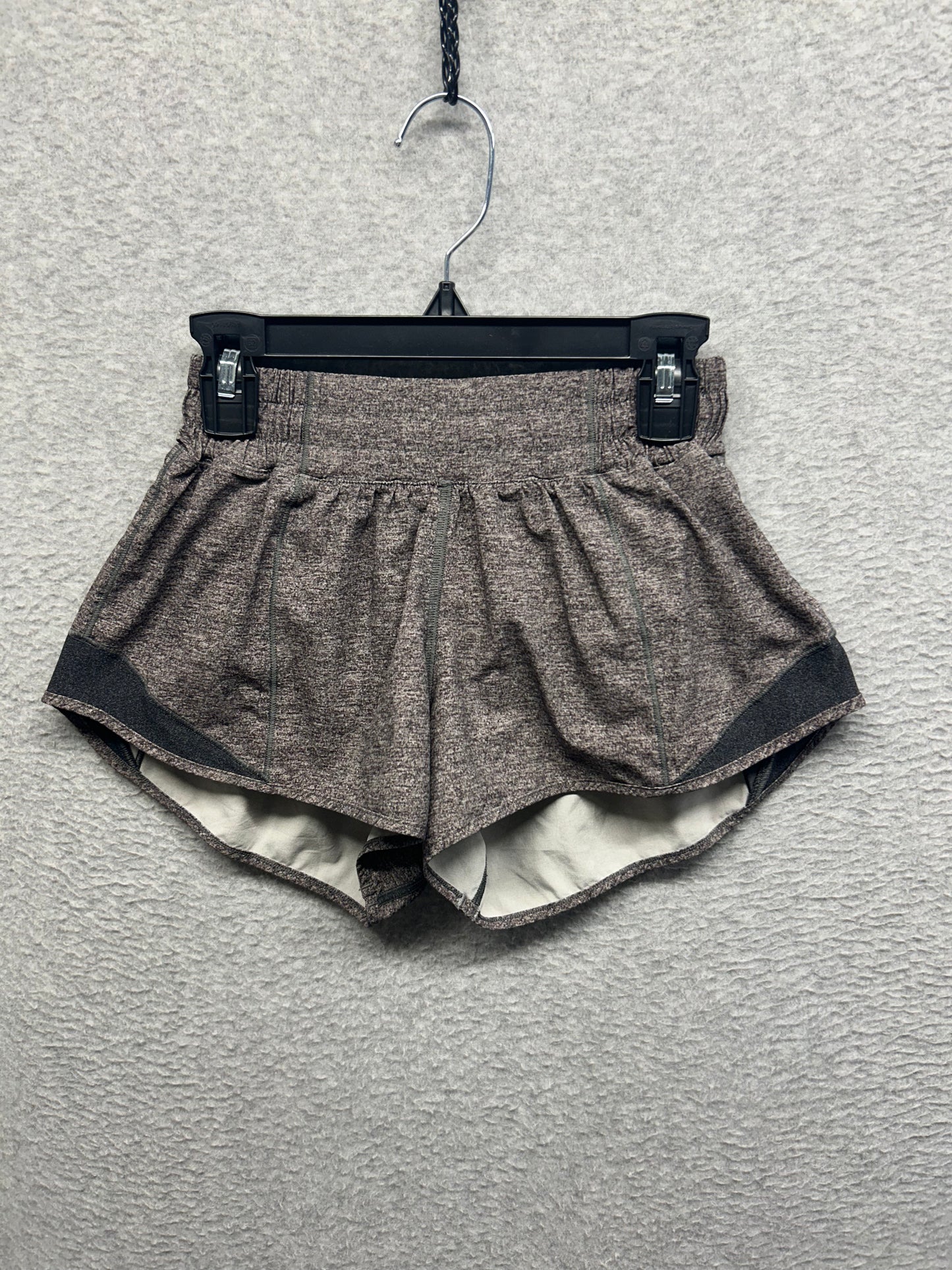 Lululemon Hotty Hot Short II 2.5" Size 2 Heather Lux Multi Black