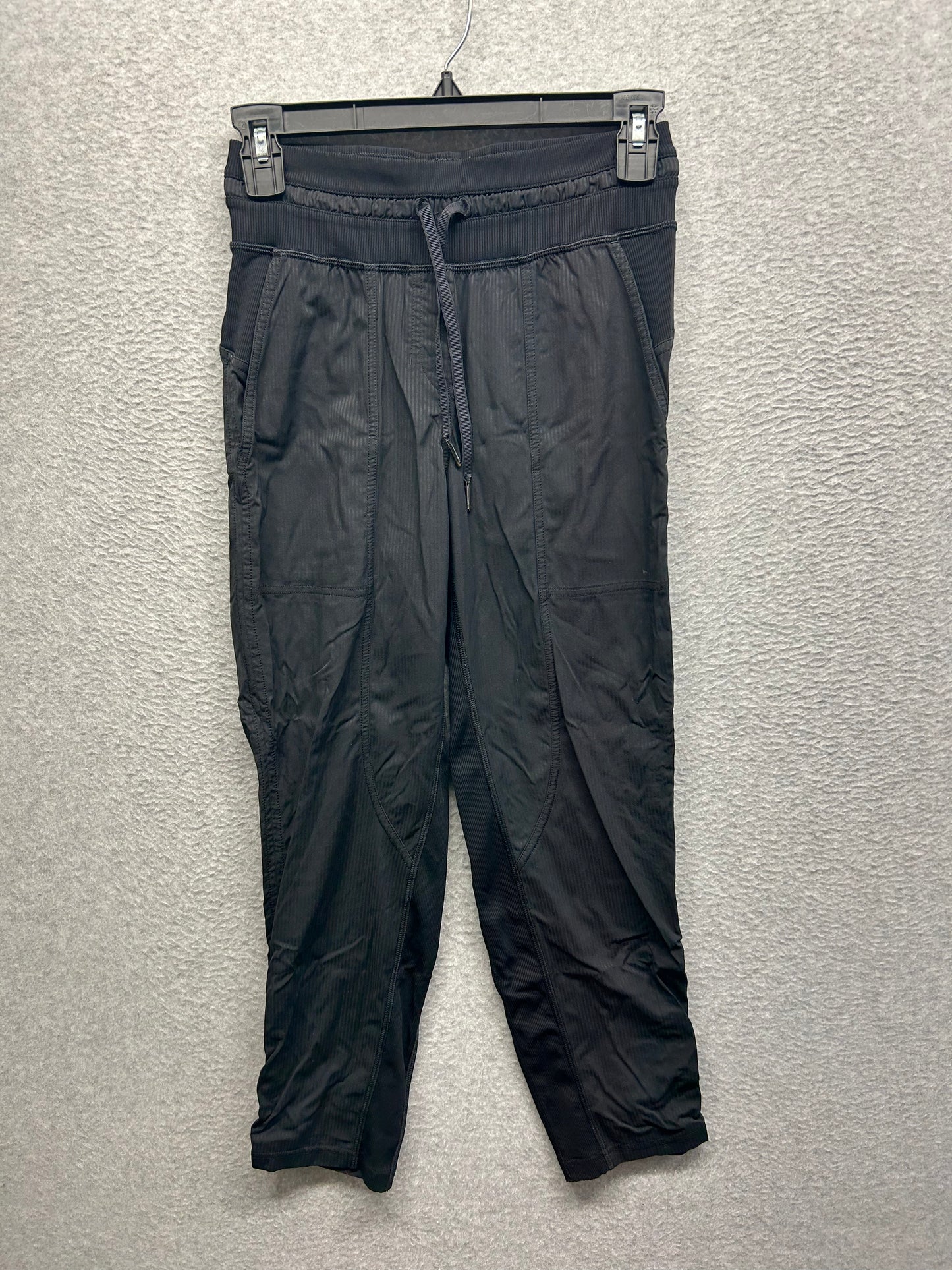 Lululemon Dance Studio Crop 25" Size 2 Black