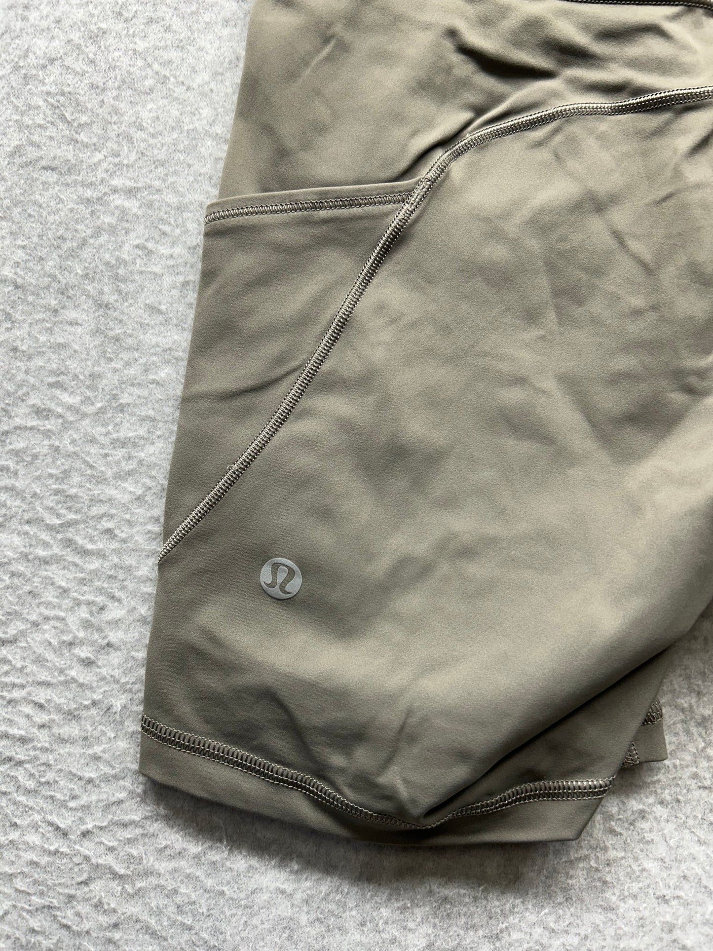 Lululemon Fast and Free Short 6" Size 6 Dark Olive
