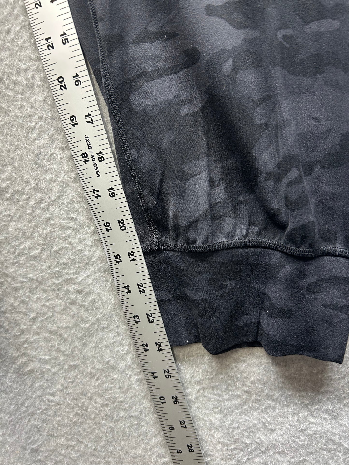 Lululemon Align Jogger Crop 24" Size 10 Heritage 365 Camo Deep Coal Multi