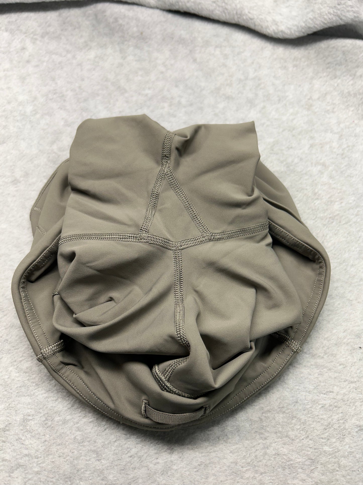 Lululemon Fast and Free Short 6" Size 6 Dark Olive