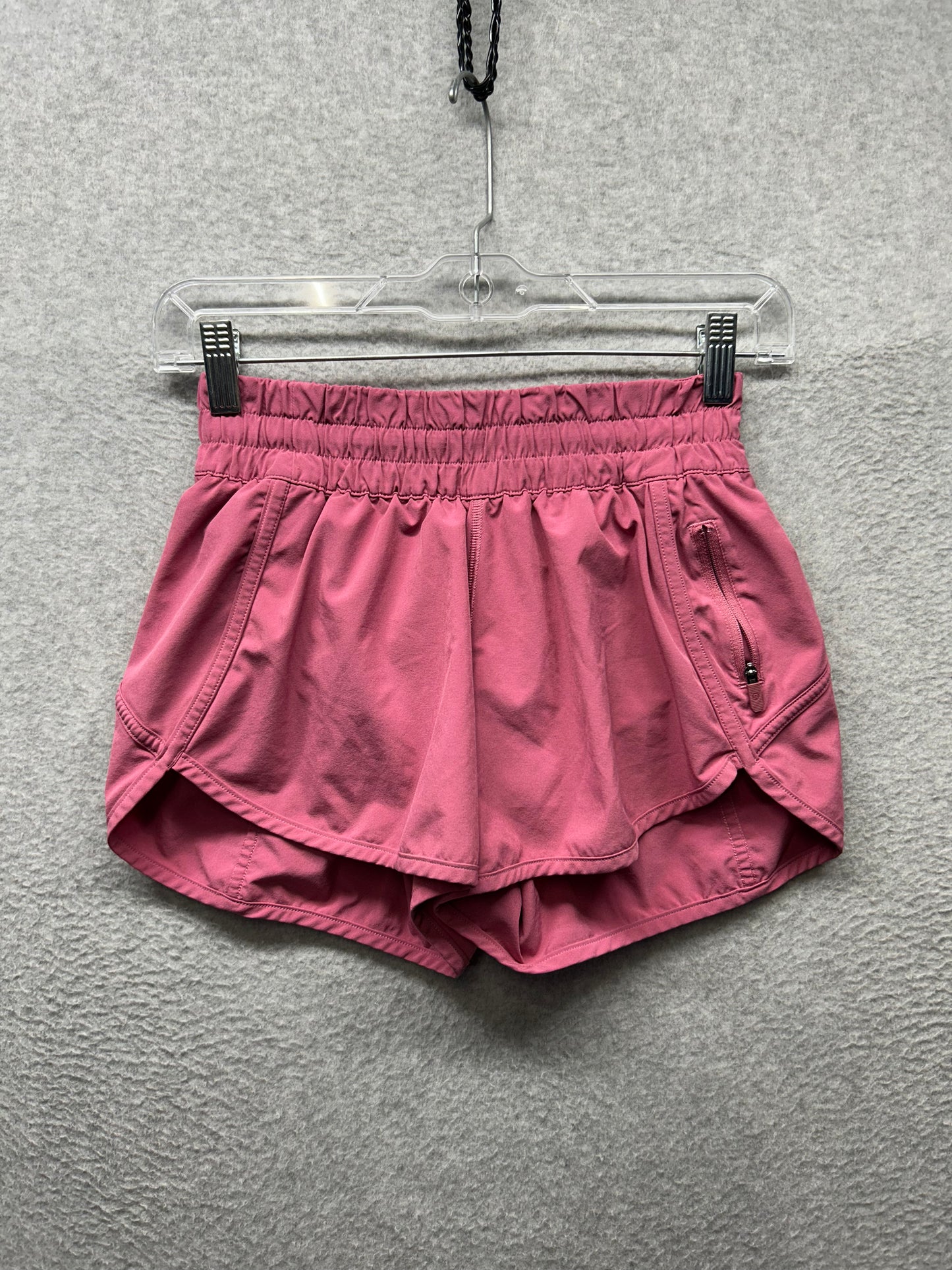 Lululemon Tracker Short V 4" Size 4 Lush