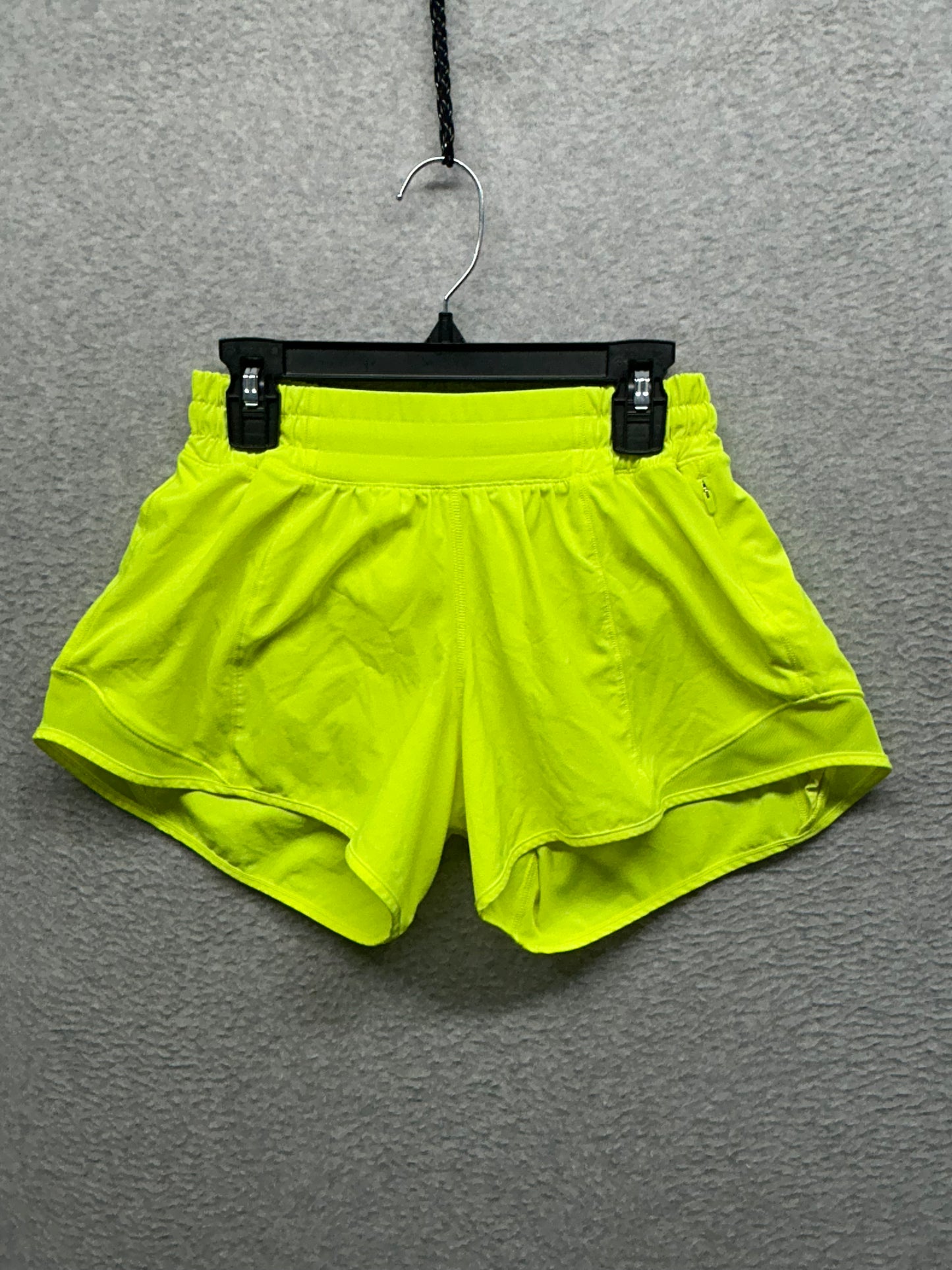 Lululemon Hotty Hot Short II Long 4" Size 4 Highlight Yellow