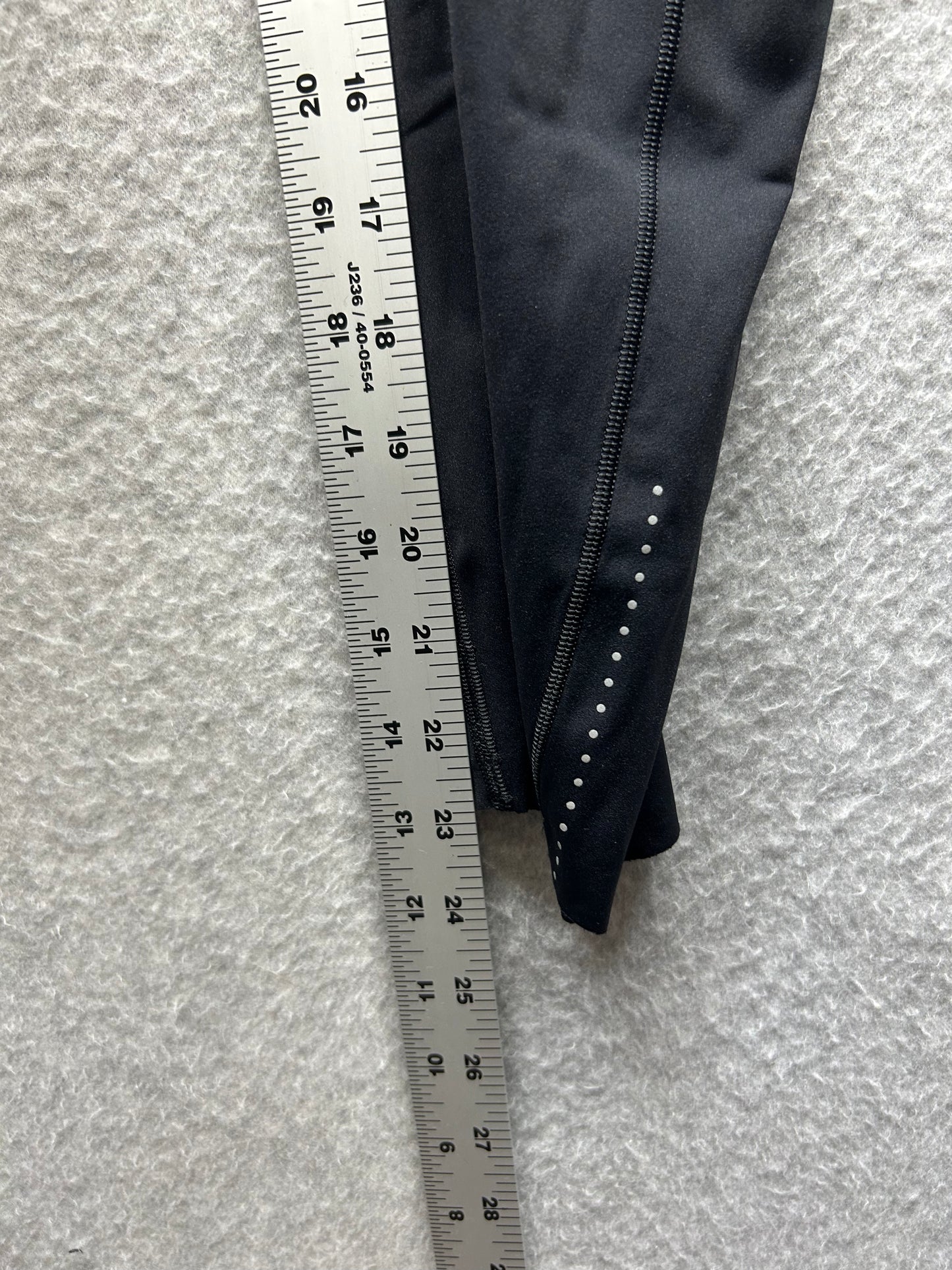 Lululemon Fast and Free High-Rise Crop 23" Size 8 Black