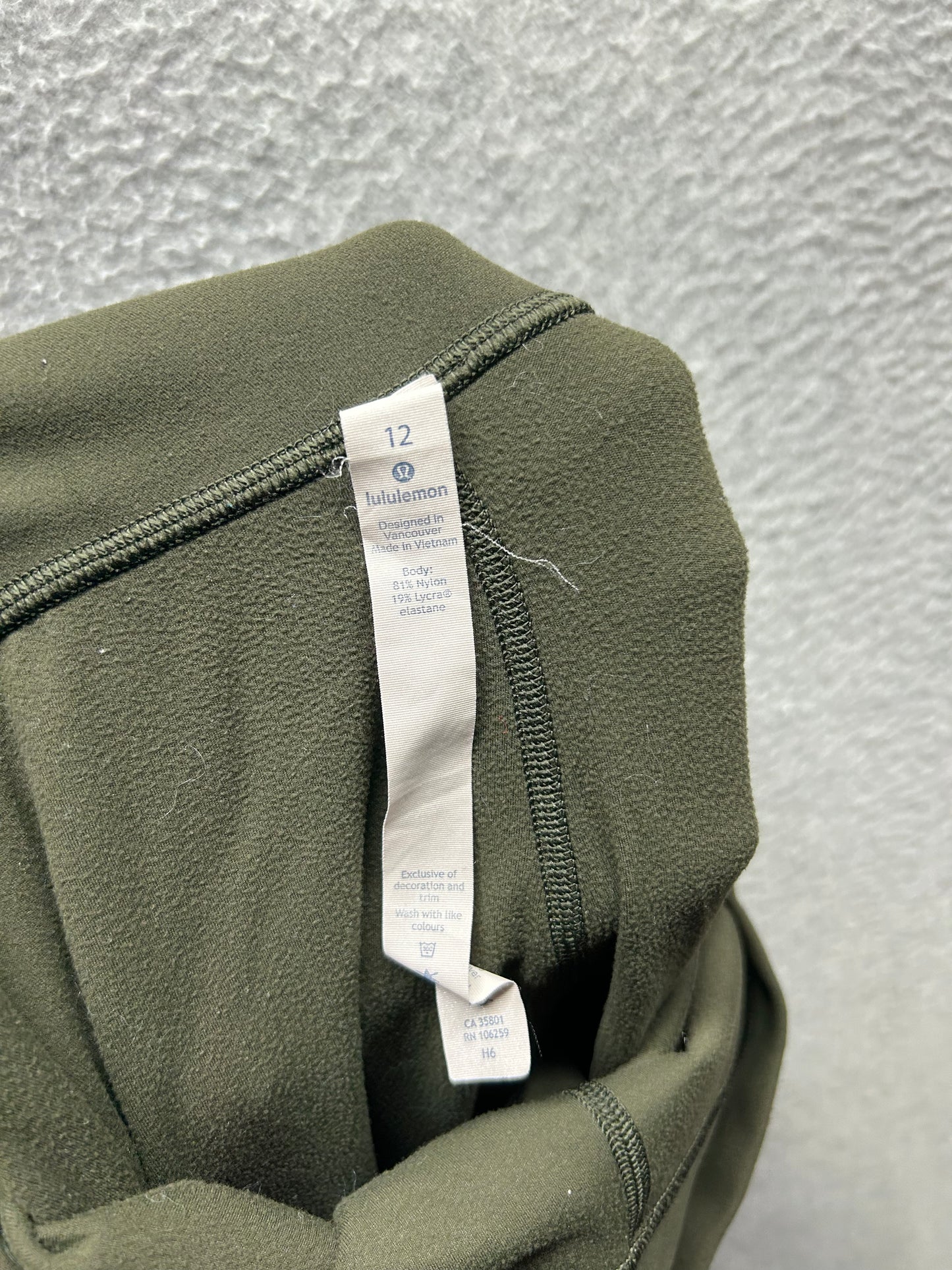 Lululemon Align Pant II 25" Size 12 Military Green