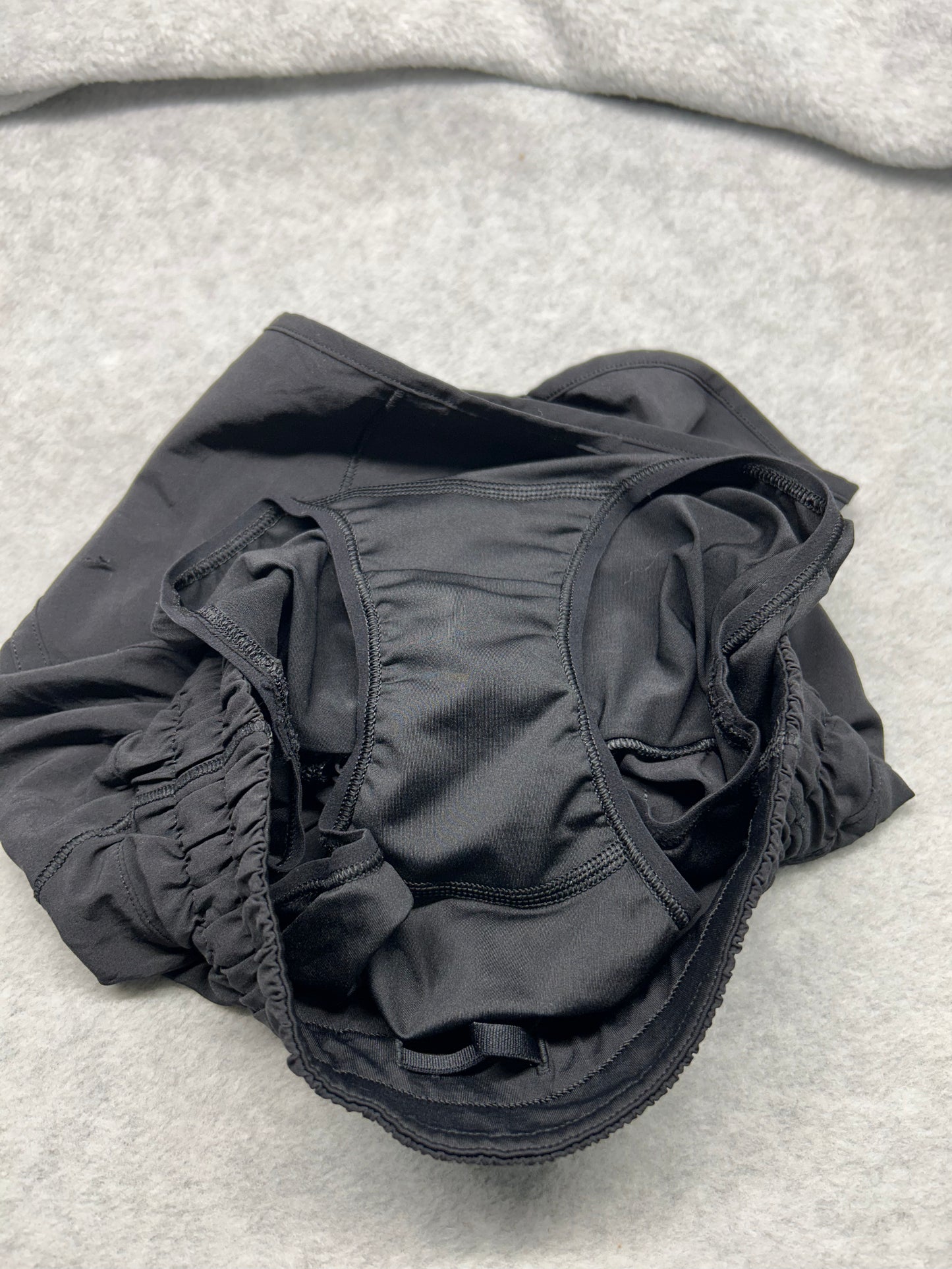 Lululemon Track That Short 5" Size 0 Black