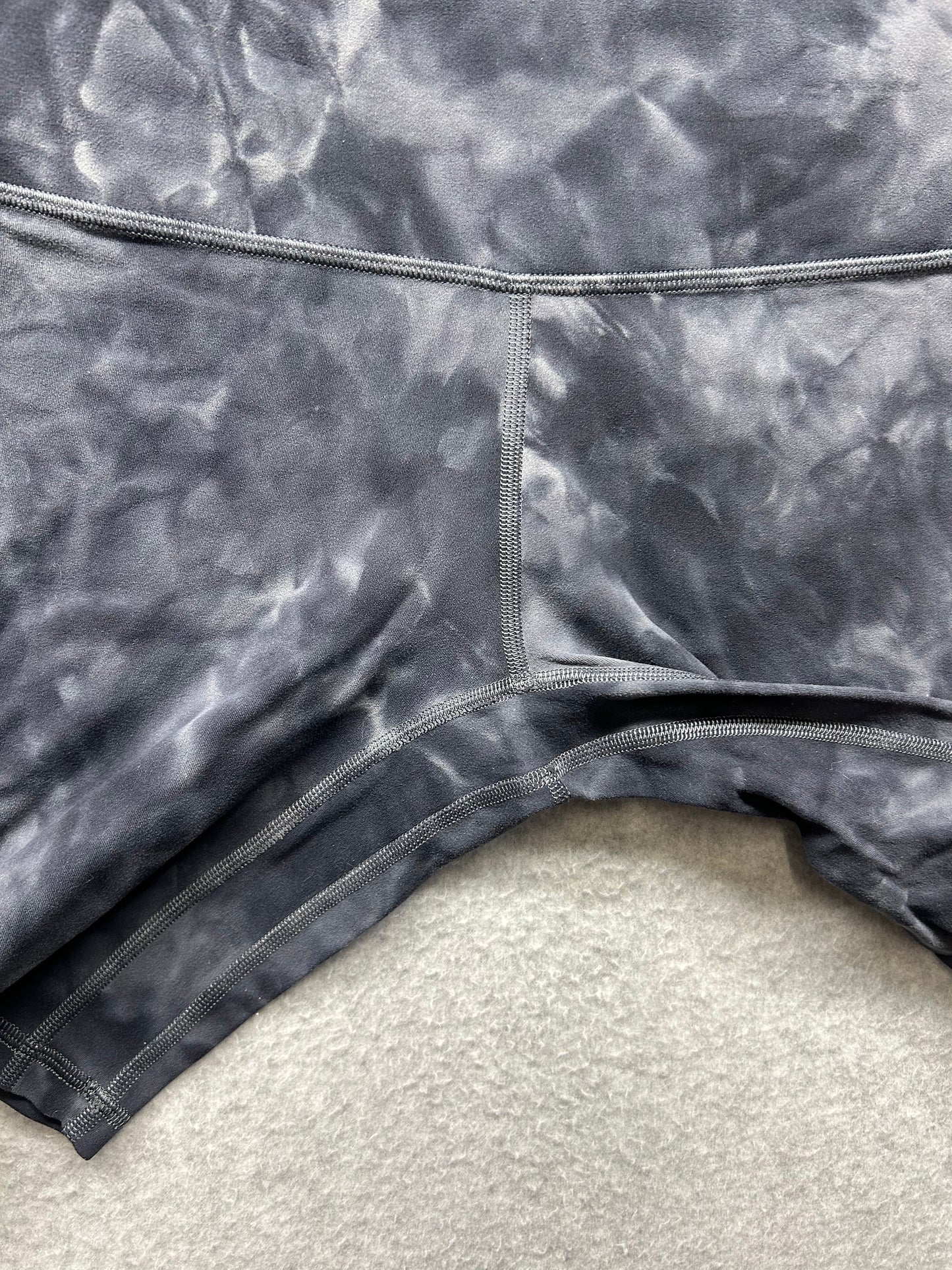 Lululemon Align Short 8" Size 4 Diamond Dye Pitch Grey Graphite Gray