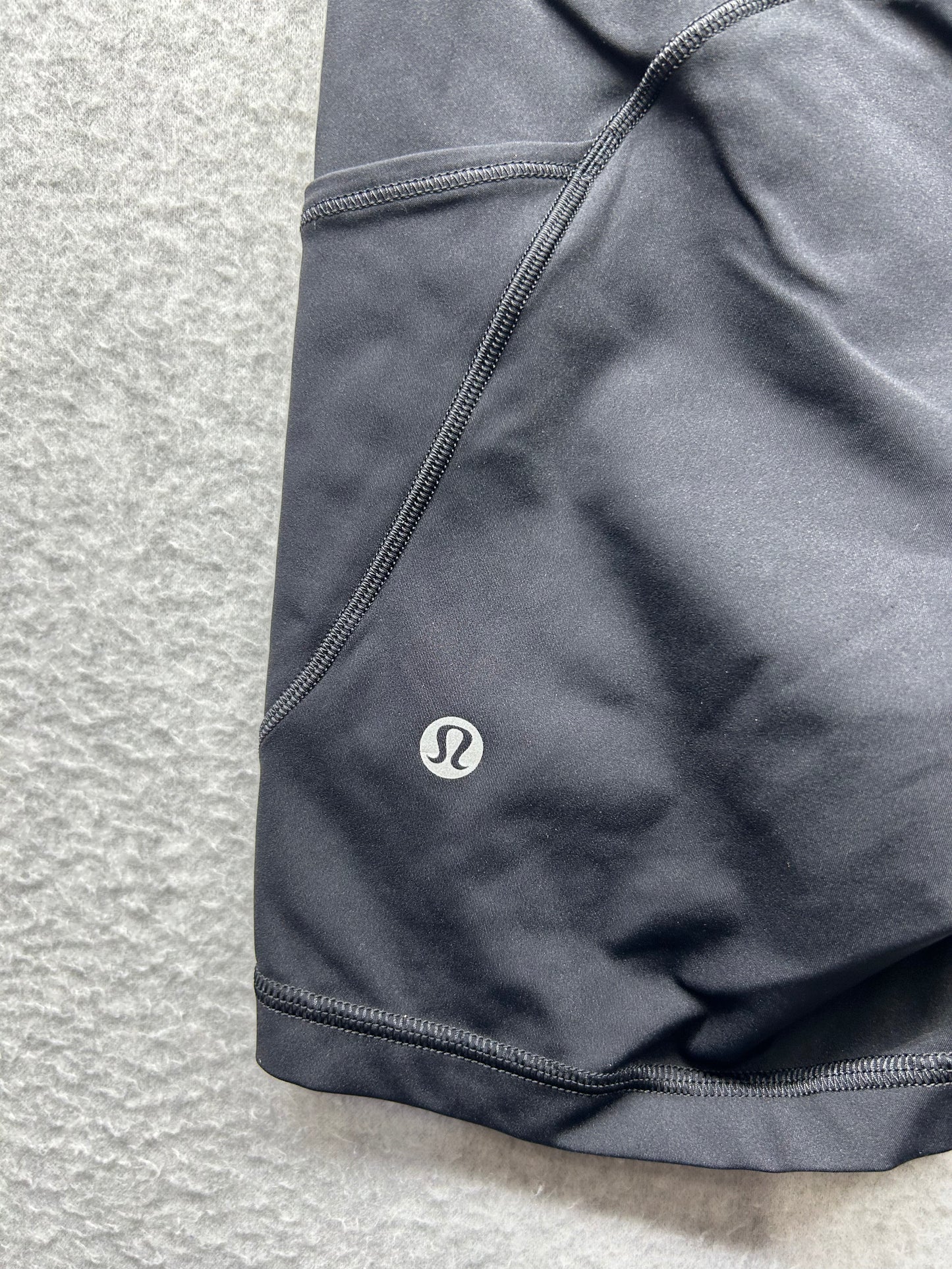 Lululemon Fast And Free Short 6" Size 6 Black