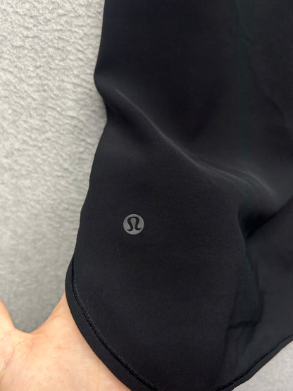 Lululemon On The Fly Skirt Woven Size 4 Black
