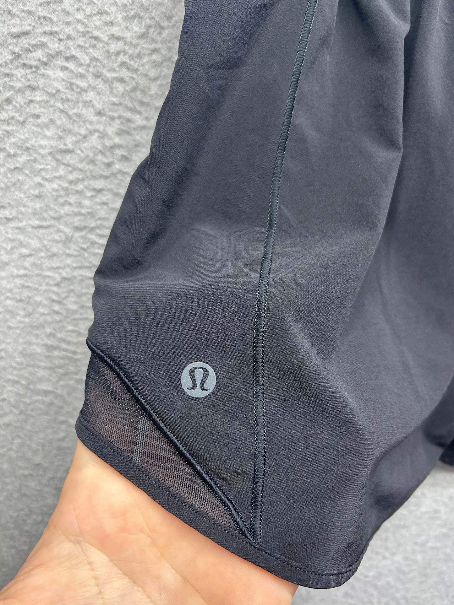 Lululemon Hotty Hot Short High-Rise Long 4" Size 4 (Square) Black