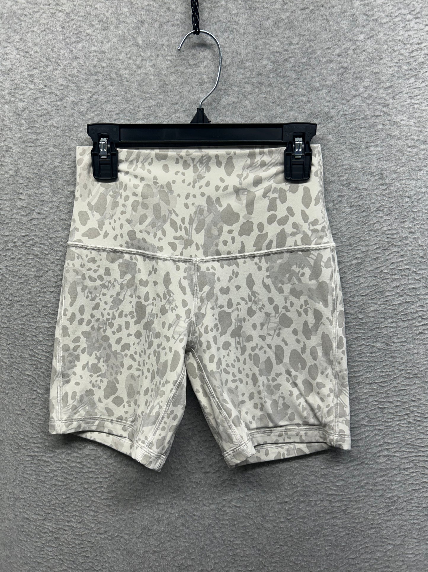Lululemon Align High-Rise Short 6" Size 4 Cheetah Camo Antique White Multi
