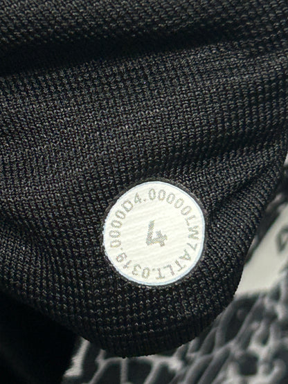 Lululemon Hotty Hot Short II Long 4" Size 4 Polar Shift Inverse Alpine White Black
