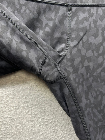 Lululemon Wunder Under High-Rise Tight 28" Full-On Luxtreme Size 8 Formation Camo Deep Coal Multi