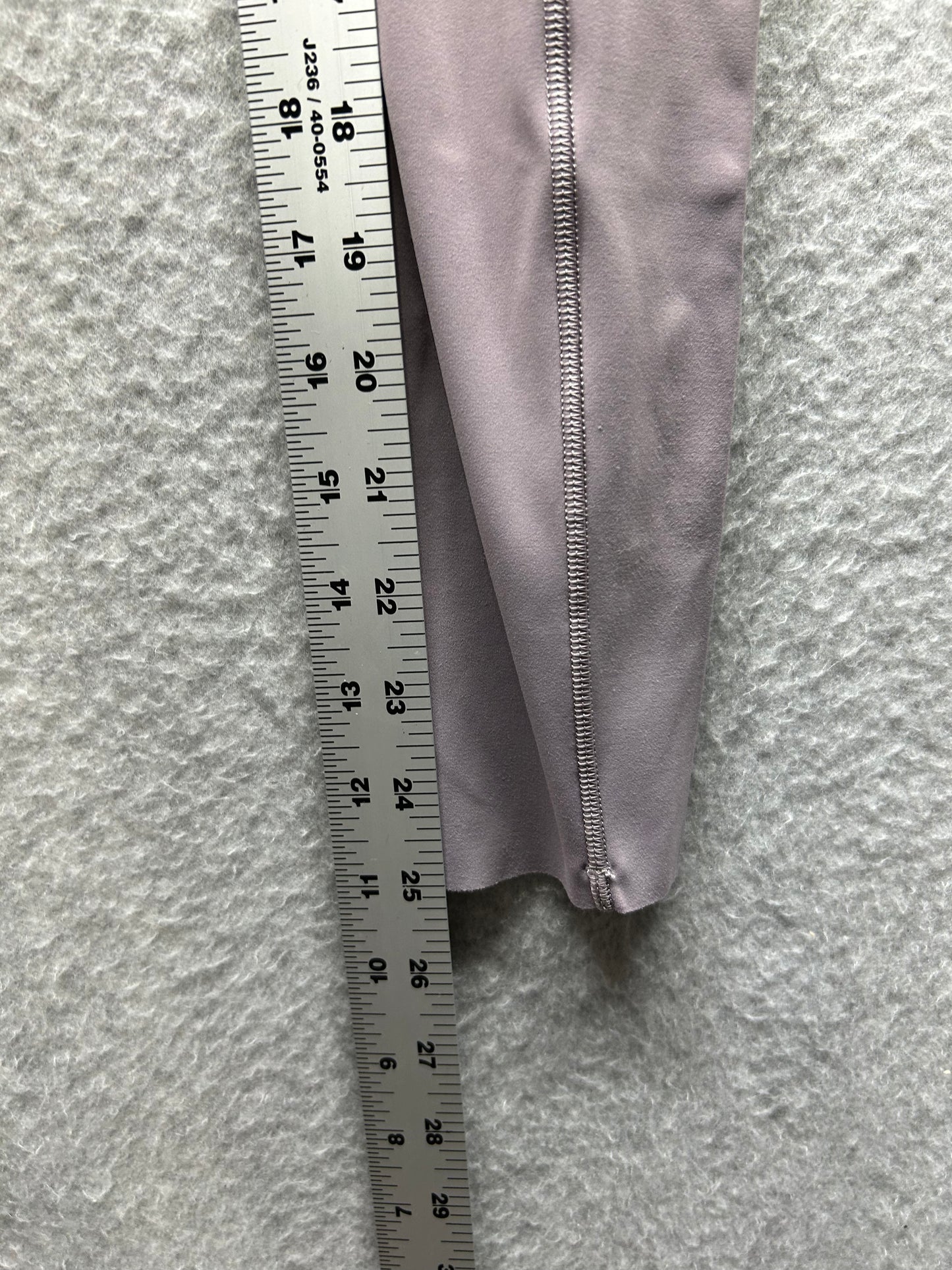 Lululemon Fast and Free Tight II 25" Non-Reflective Size 2 Nulux Violet Verbena