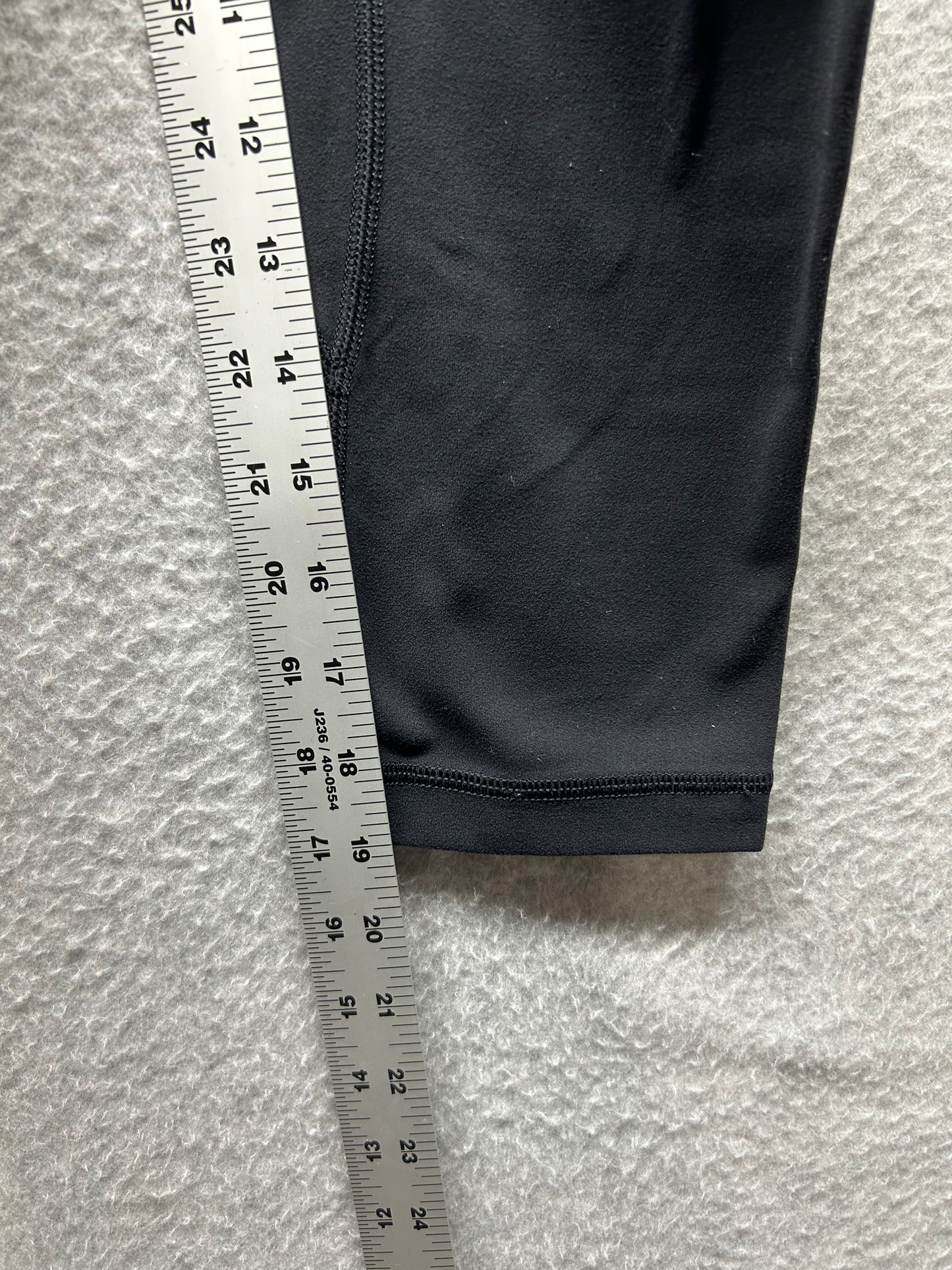 Lululemon Align Crop Size 4 Black