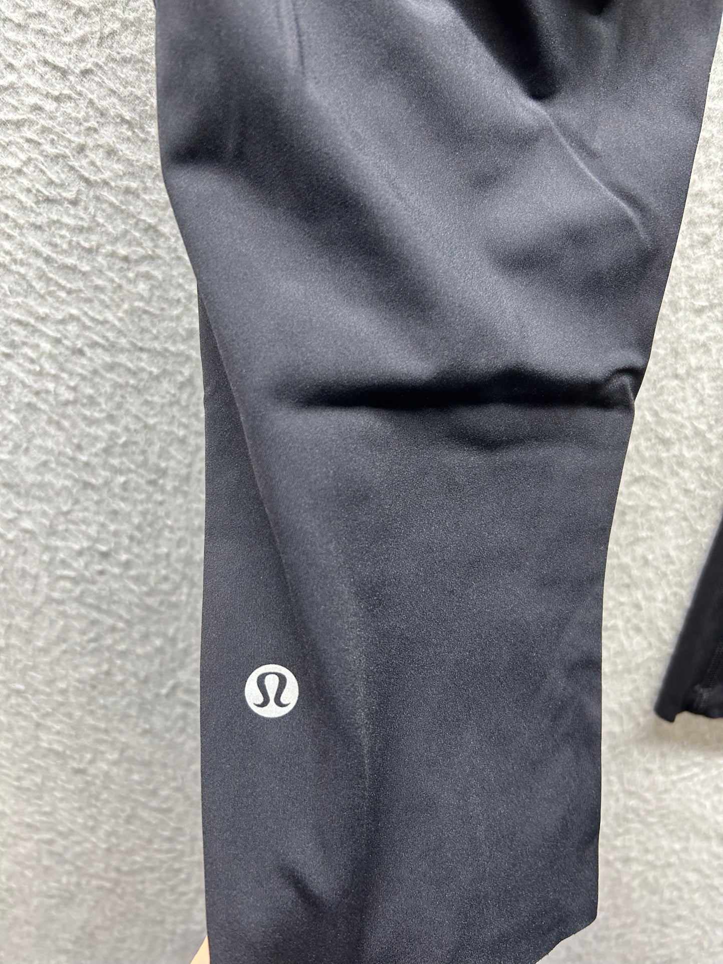 Lululemon Fast & Free Crop II Nulux 19" Size 8 Black