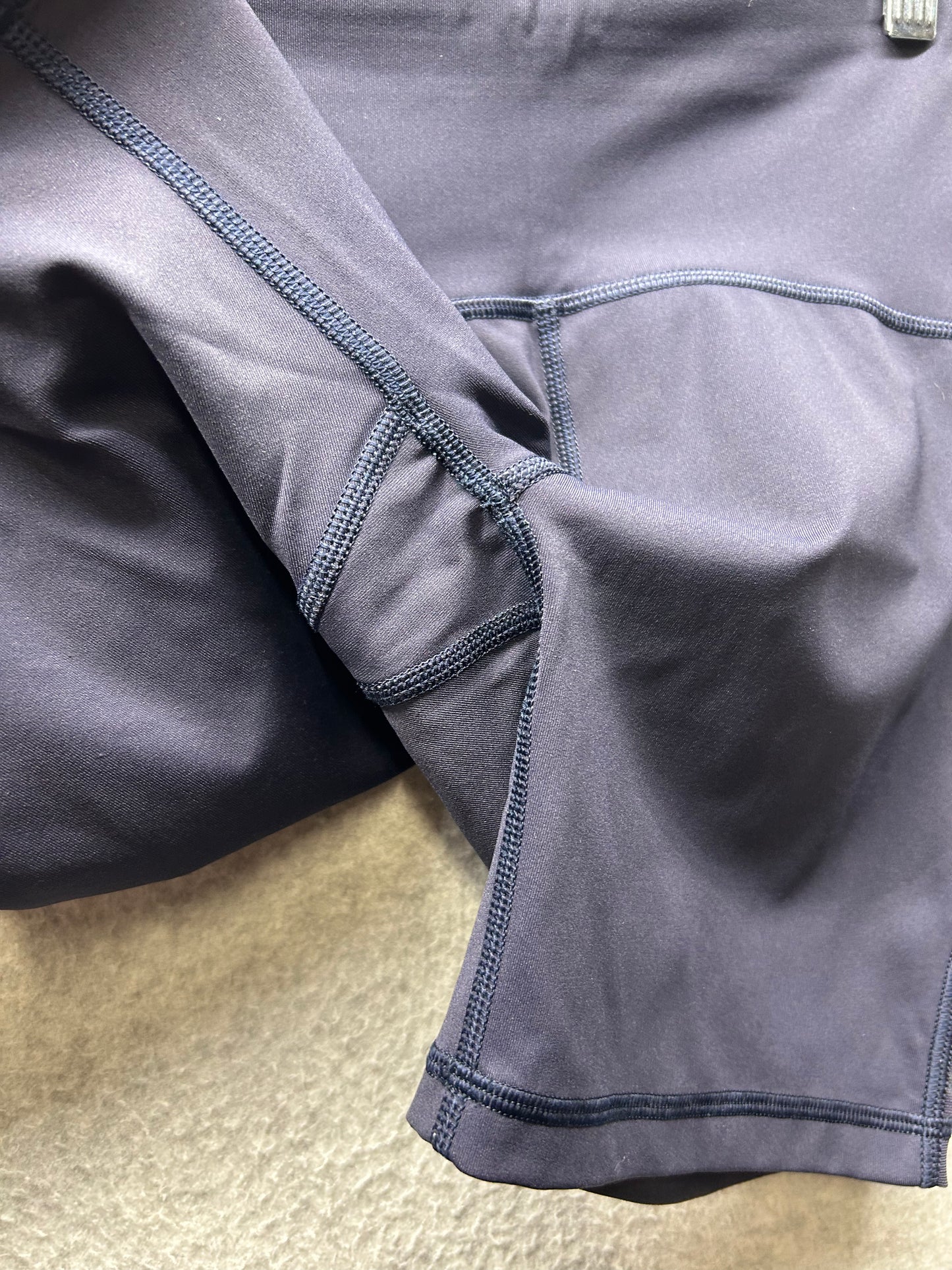 Lululemon Train Times Short 6" Size 4 Midnight Navy
