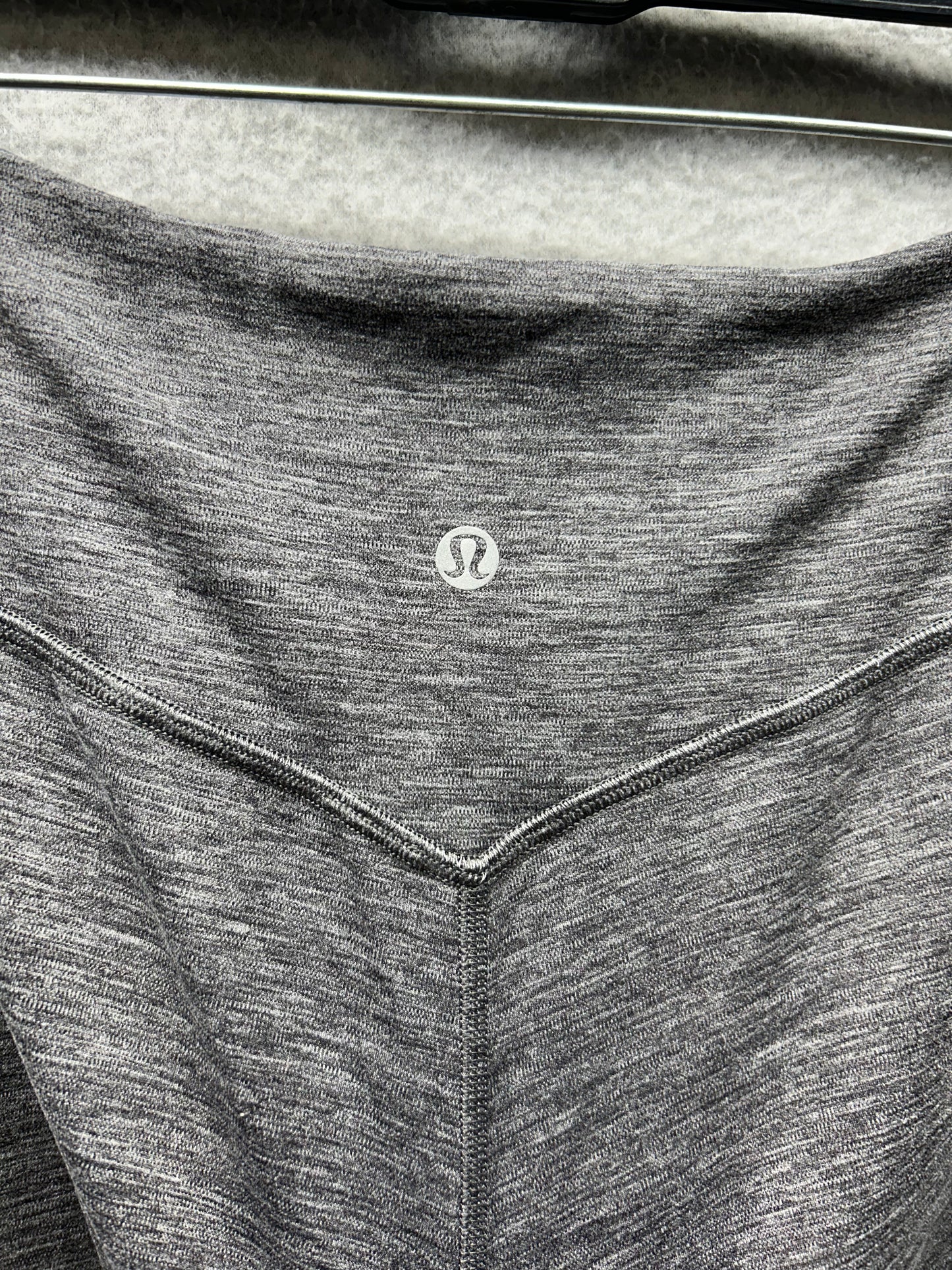 Lululemon Align Jogger Crop 24" Size 4 Heathered Gray