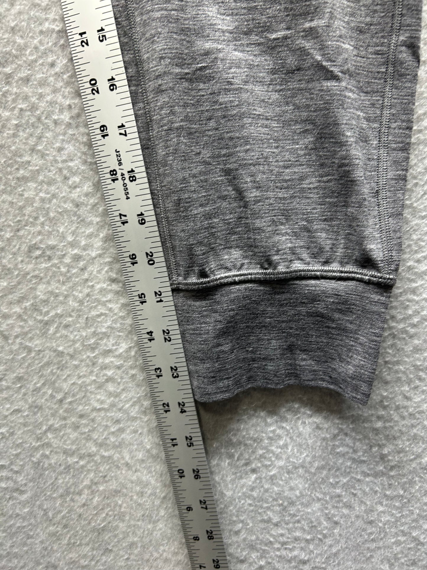 Lululemon Align Jogger Crop 24" Size 4 Heathered Gray