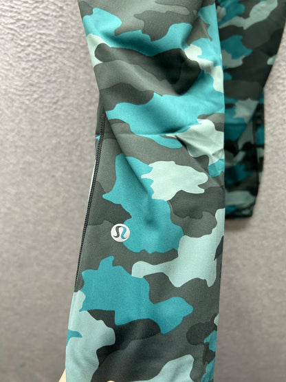 Lululemon Base Pace High-Rise Crop 22" Size 6 Heritage 365 Camo Tidewater Teal Multi